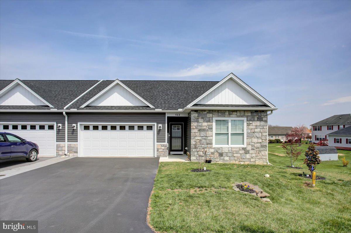 MELROSE MEADOWS III - Residential