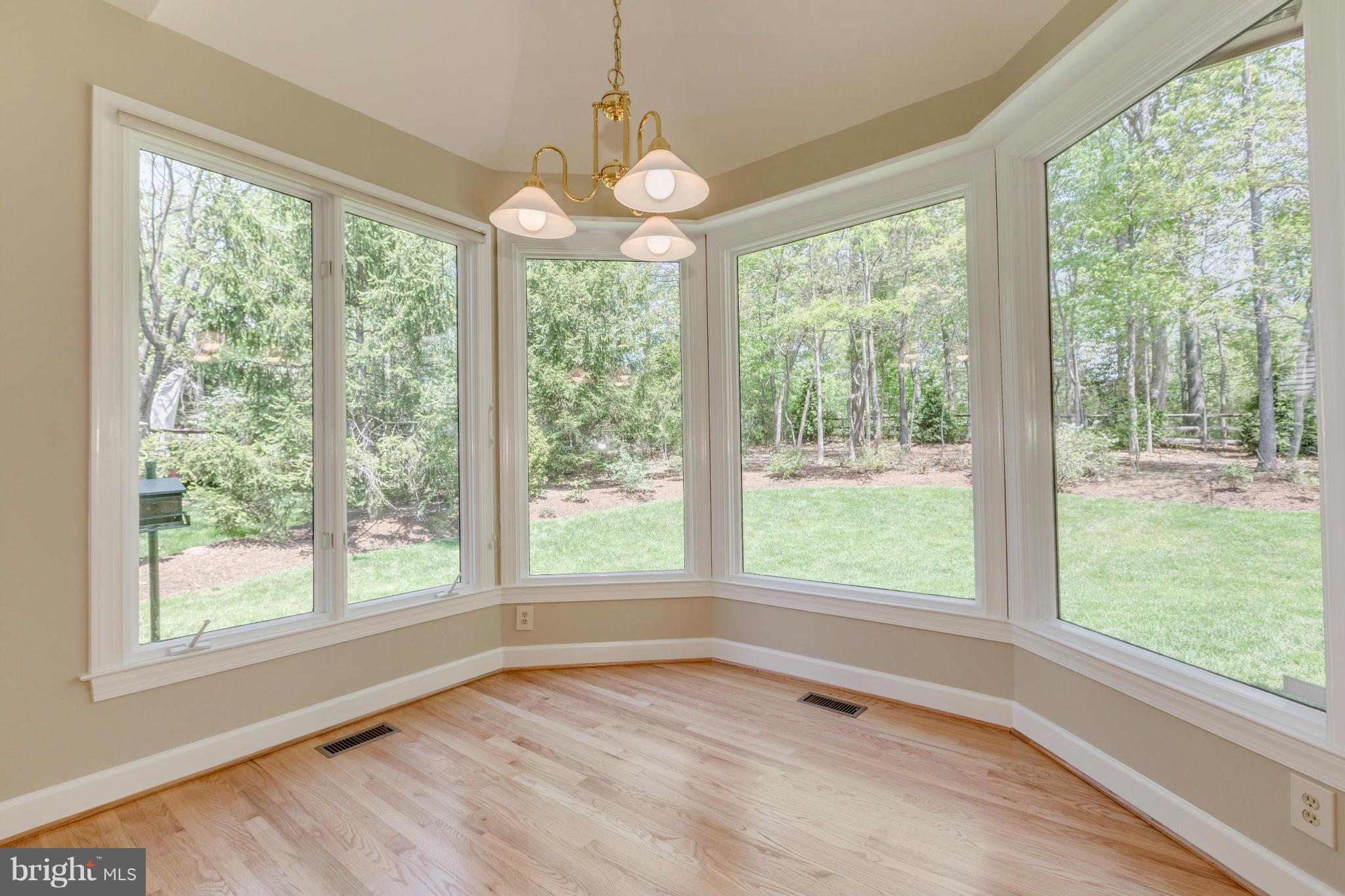 RESTON - Residential
