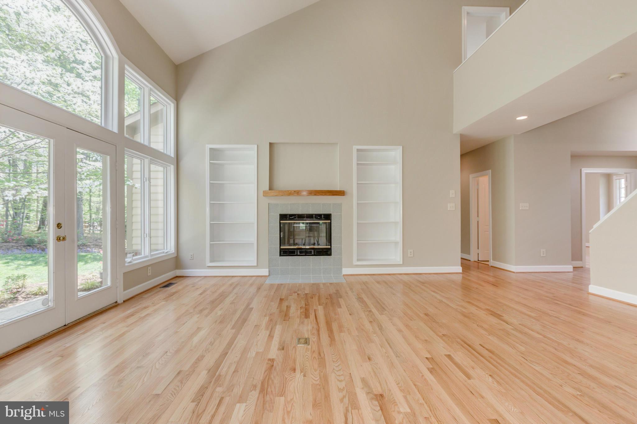 RESTON - Residential