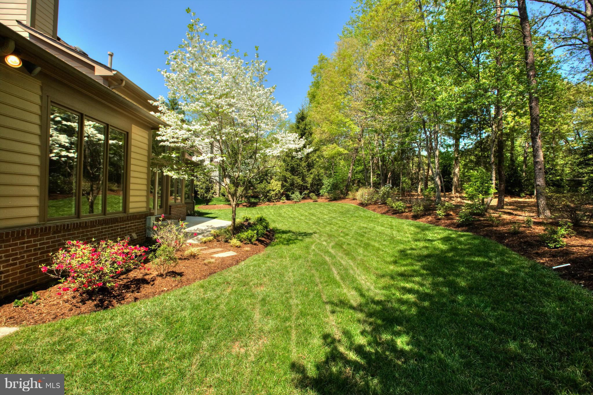 RESTON - Residential