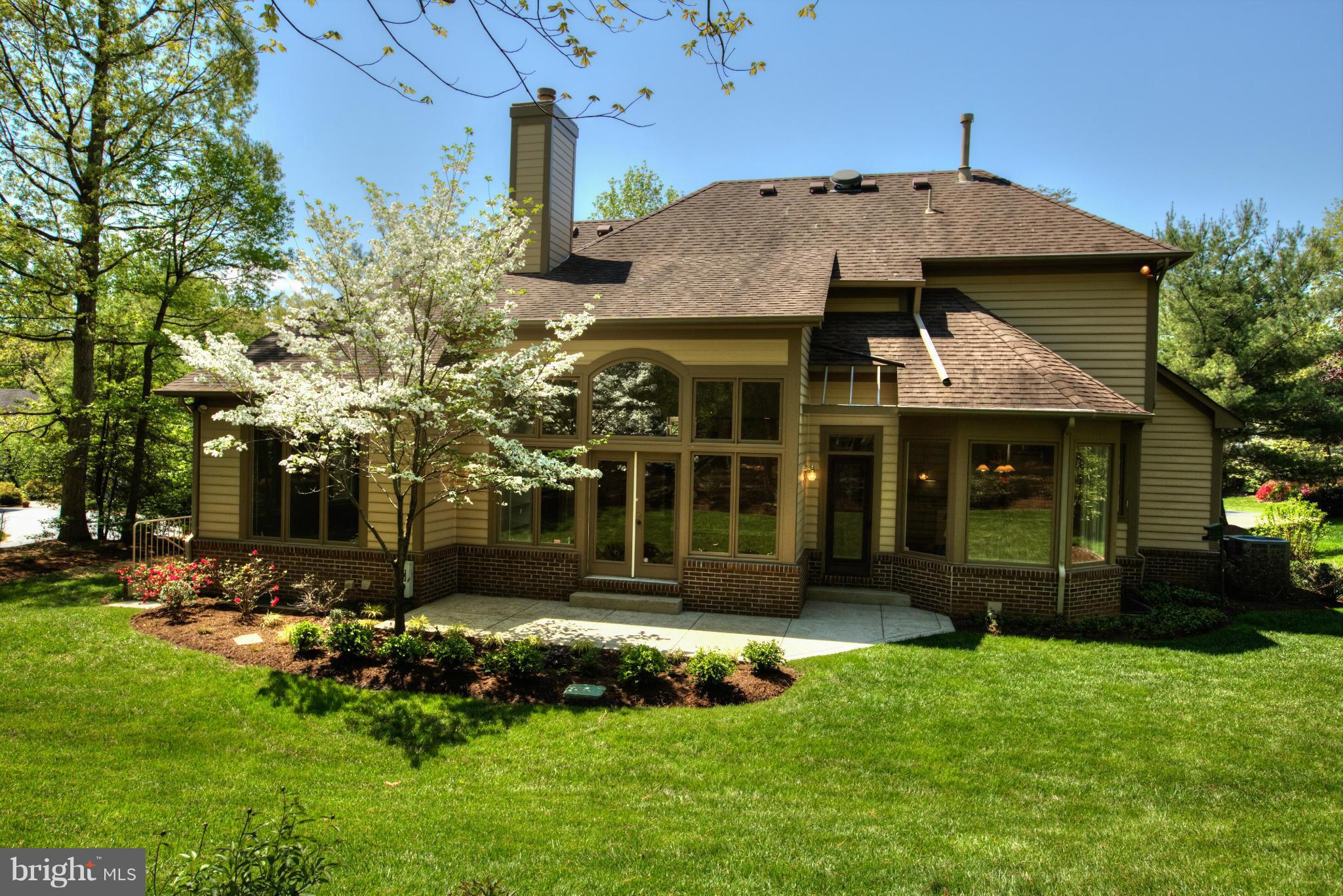 RESTON - Residential