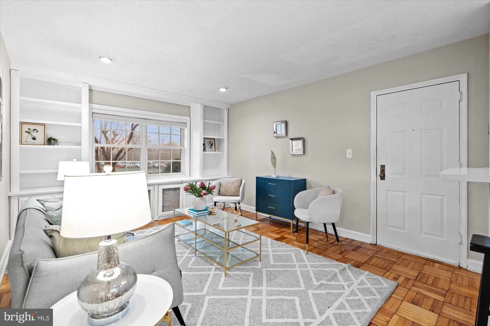 POTOWMACK CROSSING - Residential