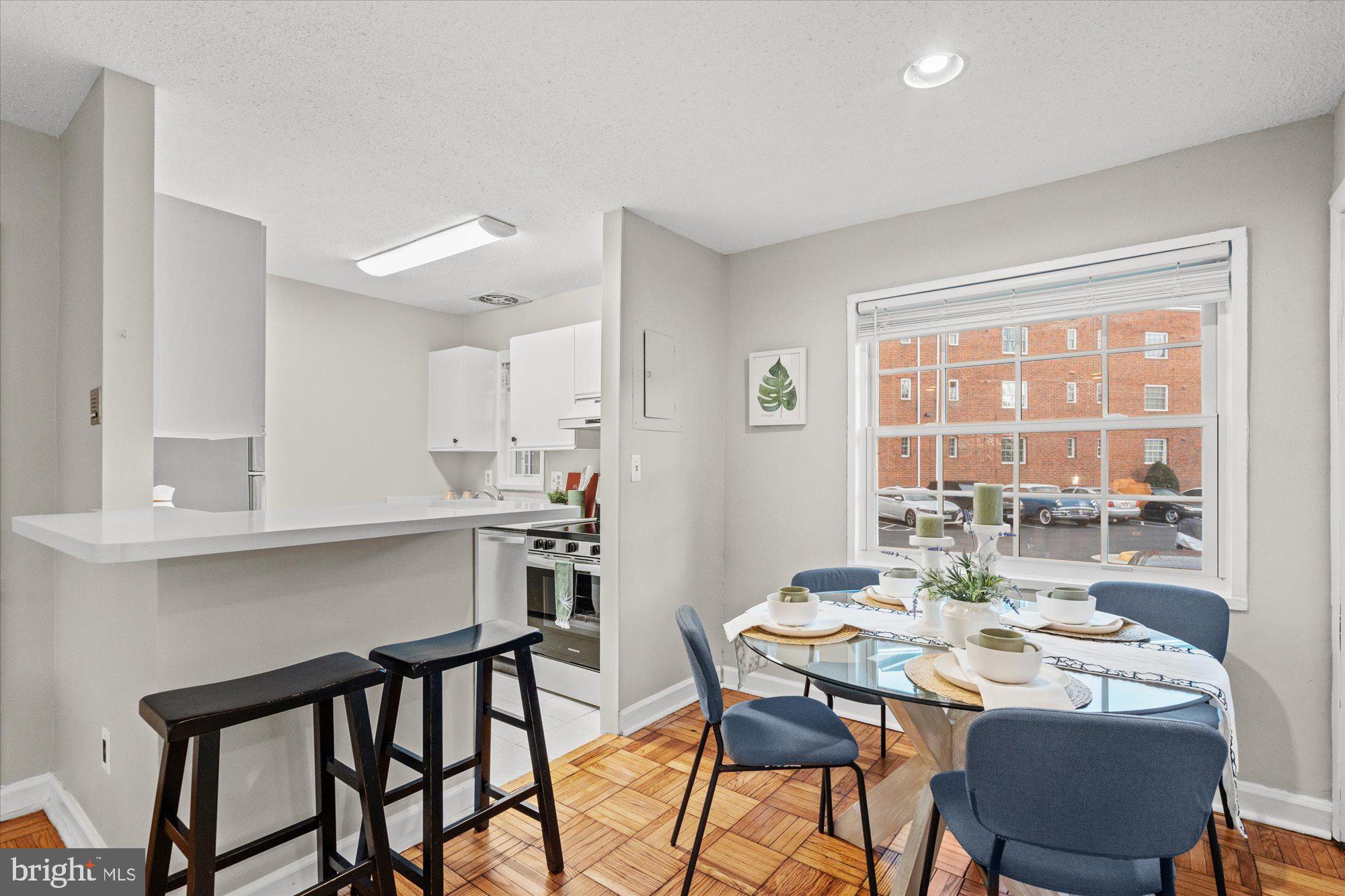 POTOWMACK CROSSING - Residential