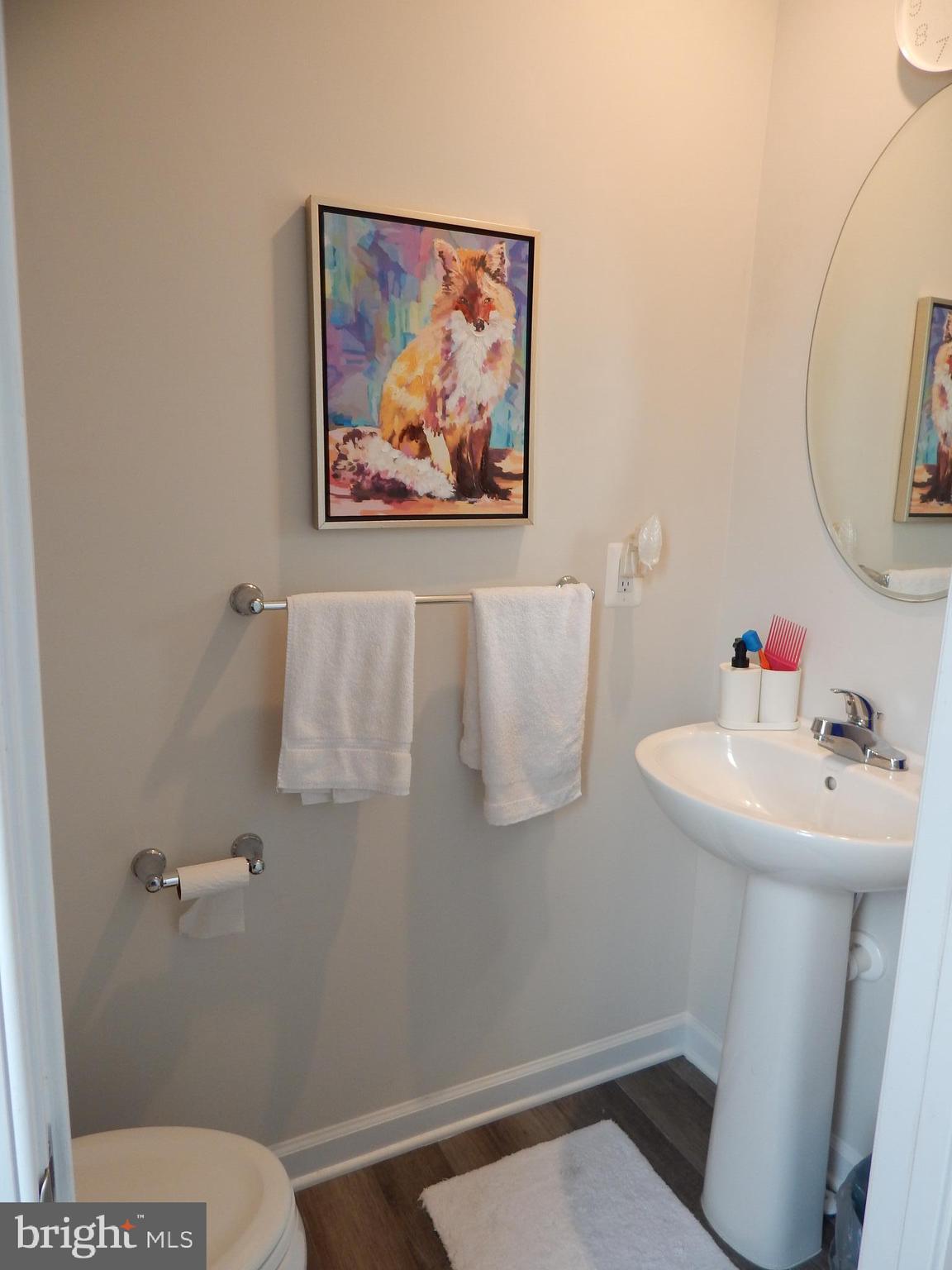 THE LAKES AT MARTINSBURG - Residential Lease