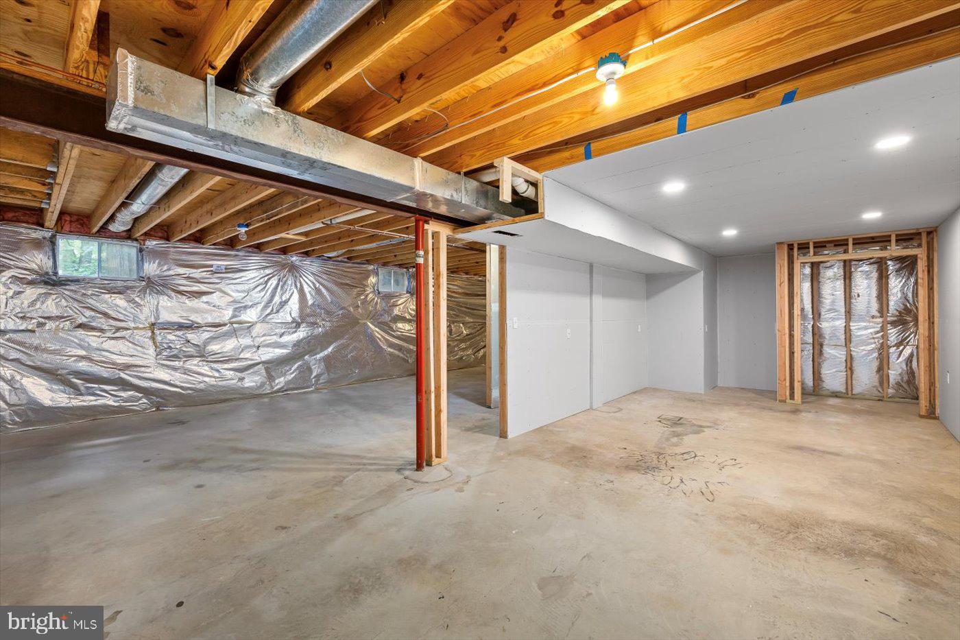 SUMMERWOOD - Residential