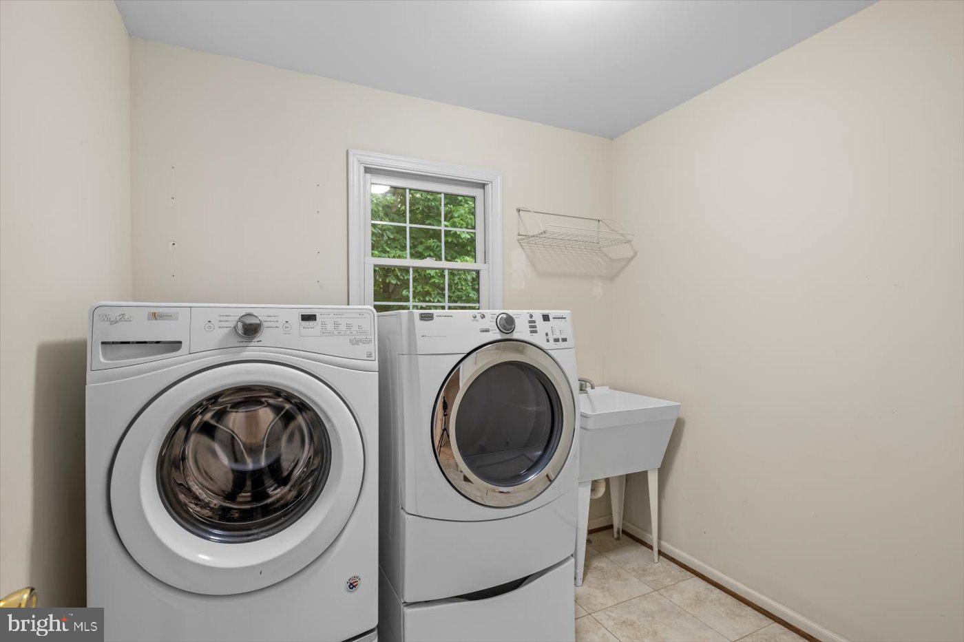 SUMMERWOOD - Residential