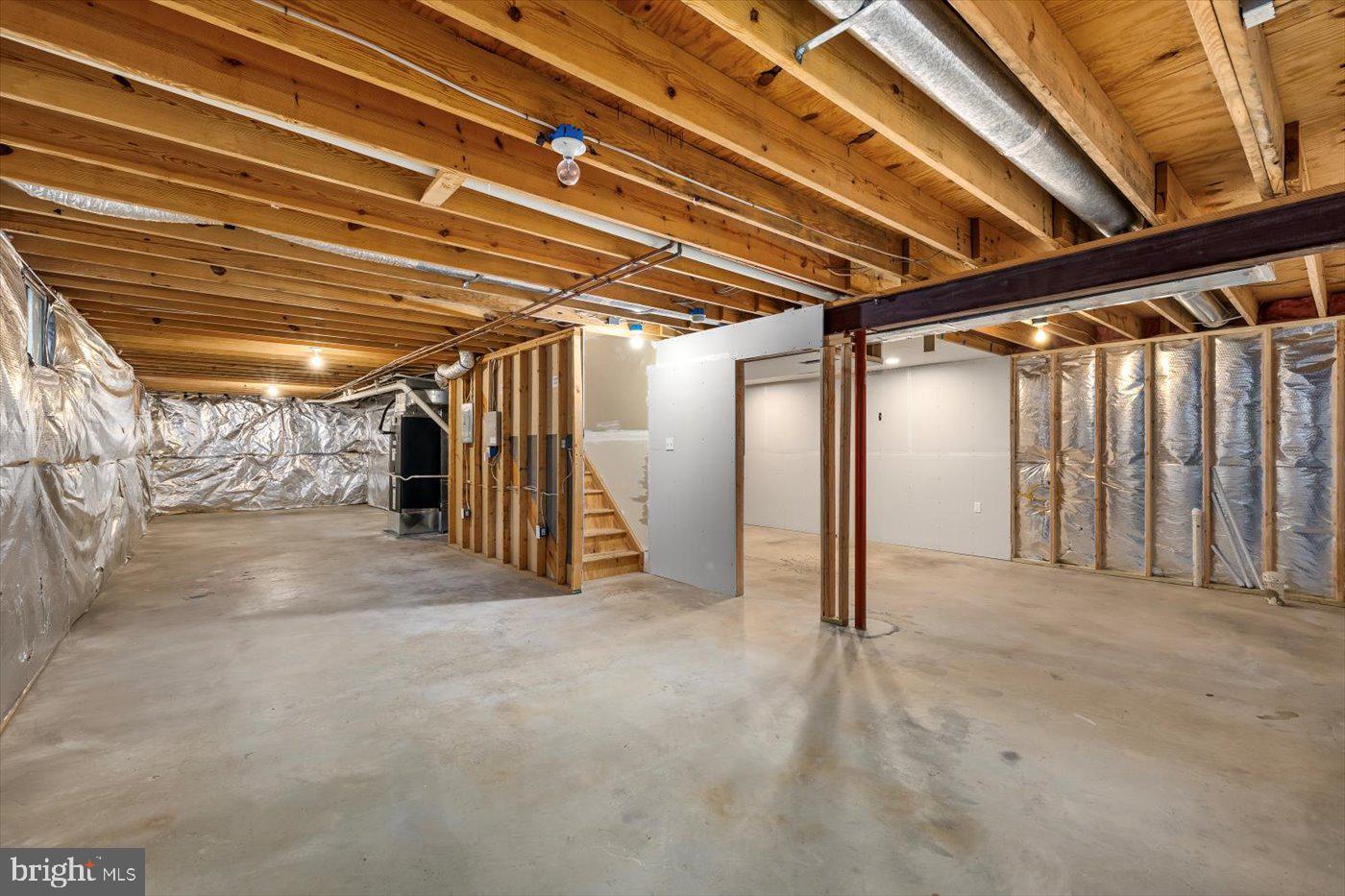 SUMMERWOOD - Residential