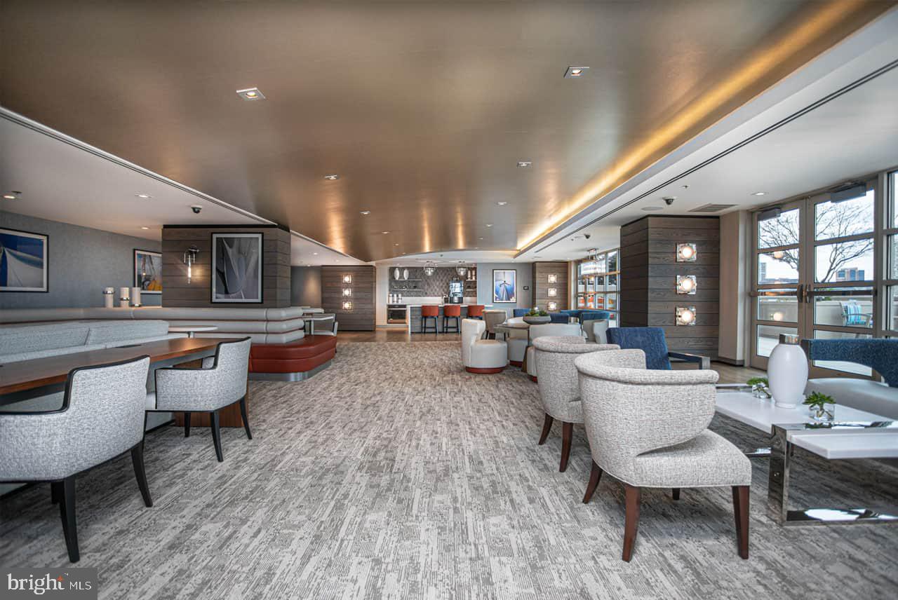 DOCKSIDE CONDOMINIUM - Residential