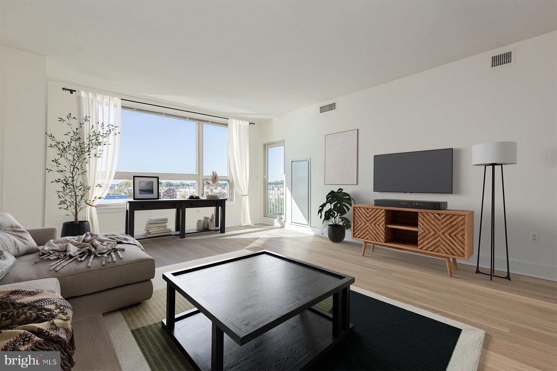 DOCKSIDE CONDOMINIUM - Residential