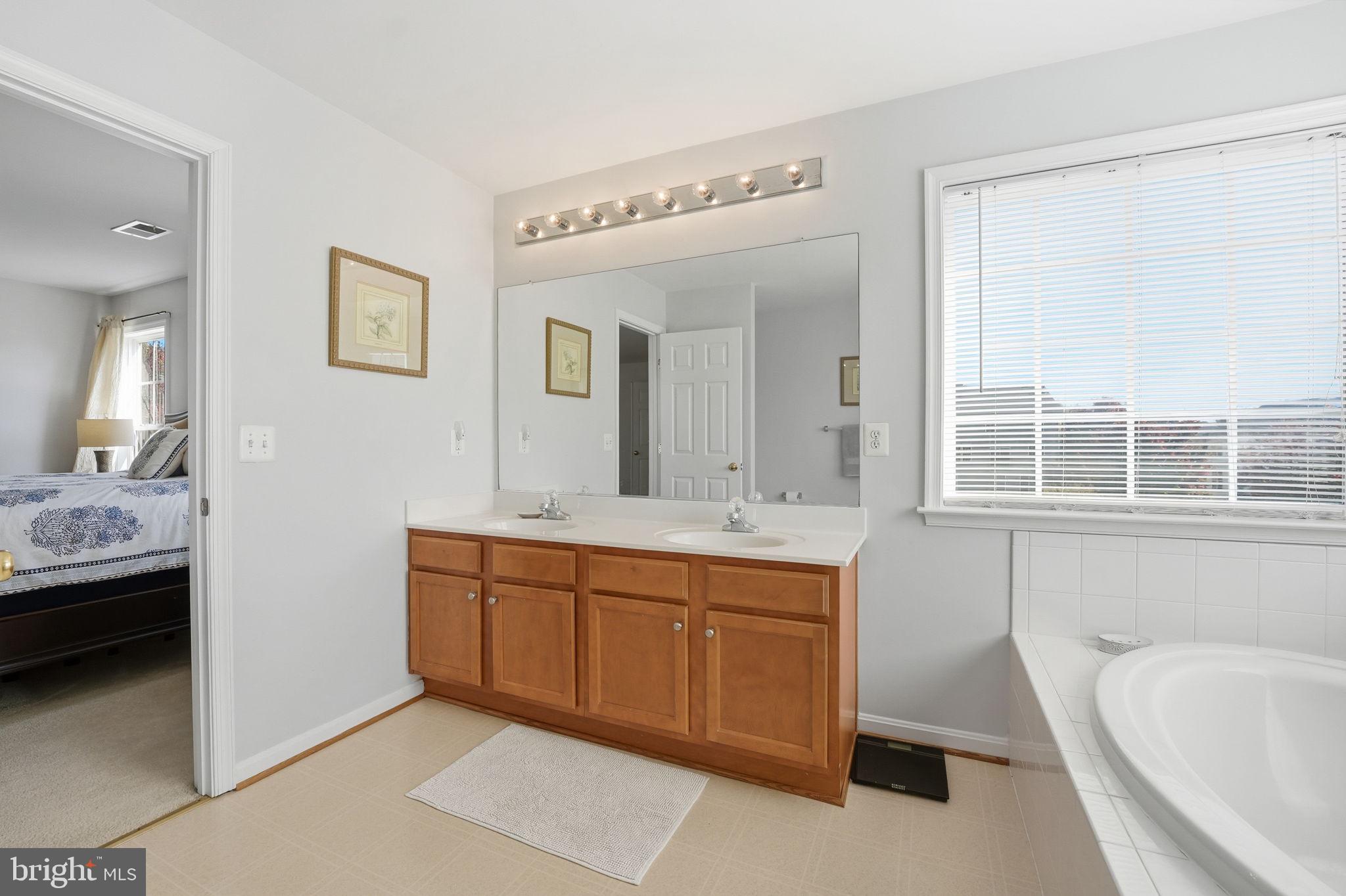 HOPEWELLS LANDING - Residential