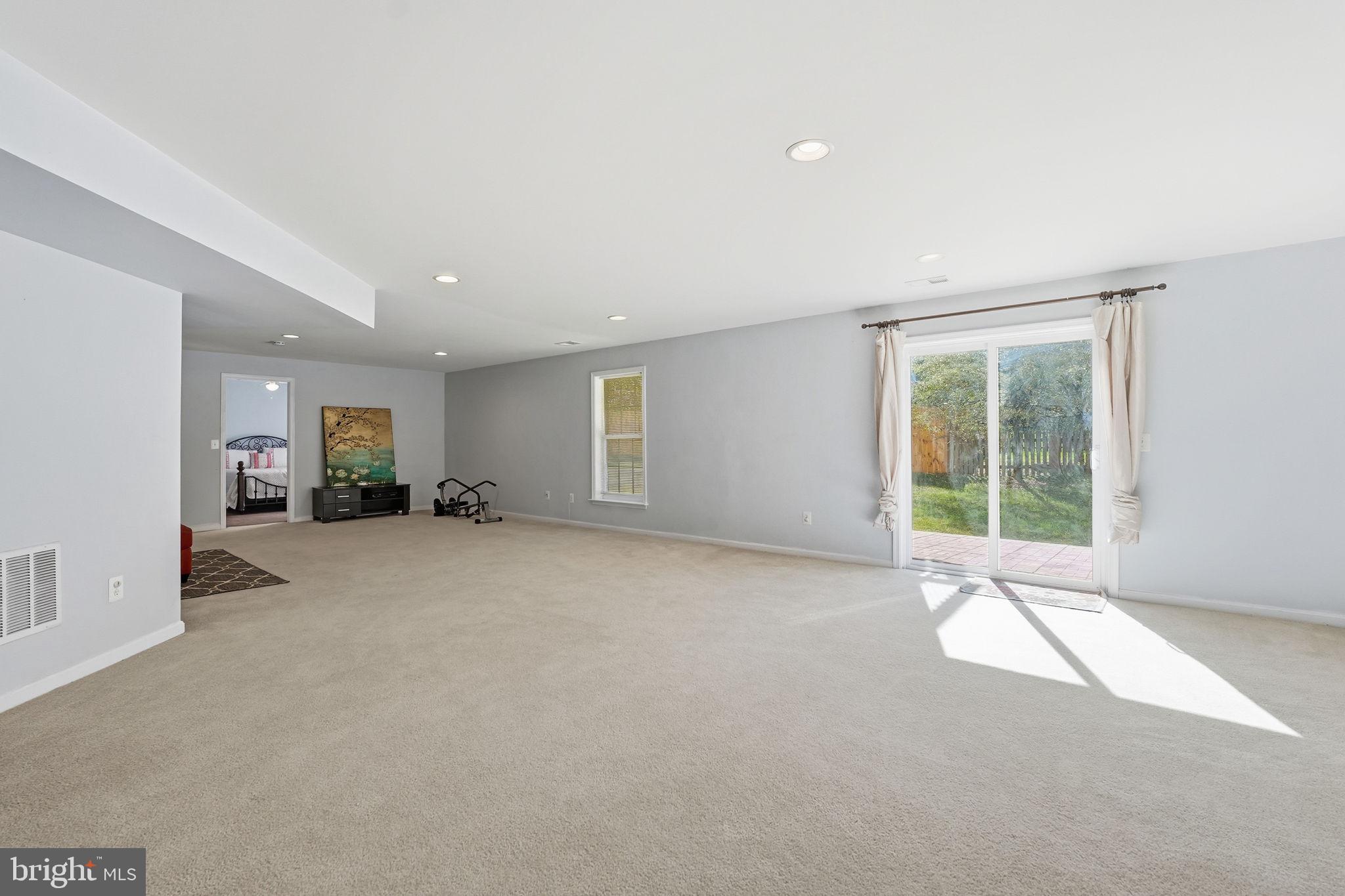 HOPEWELLS LANDING - Residential