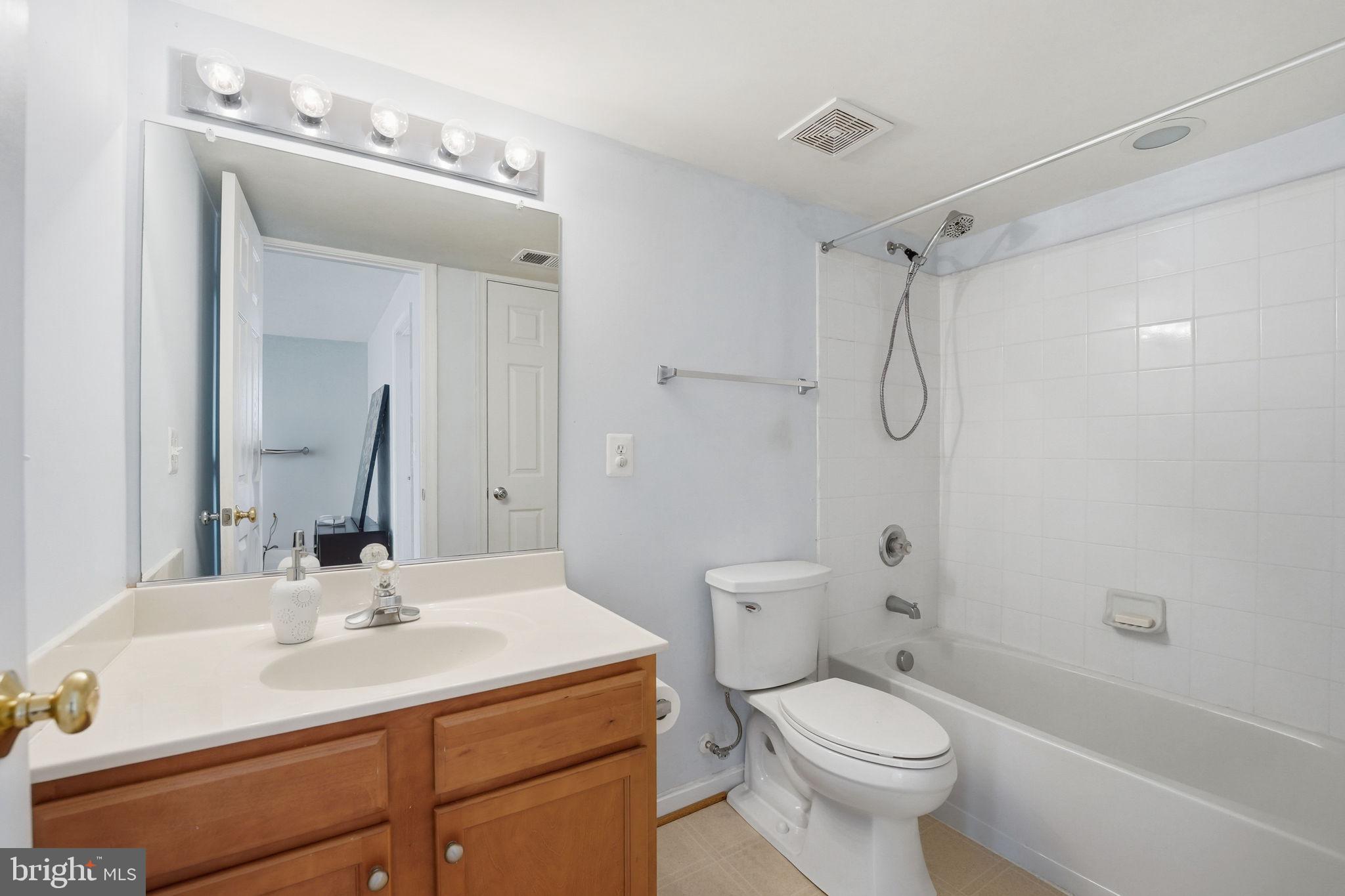 HOPEWELLS LANDING - Residential