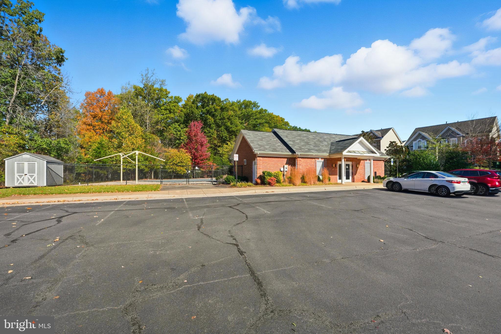 HOPEWELLS LANDING - Residential