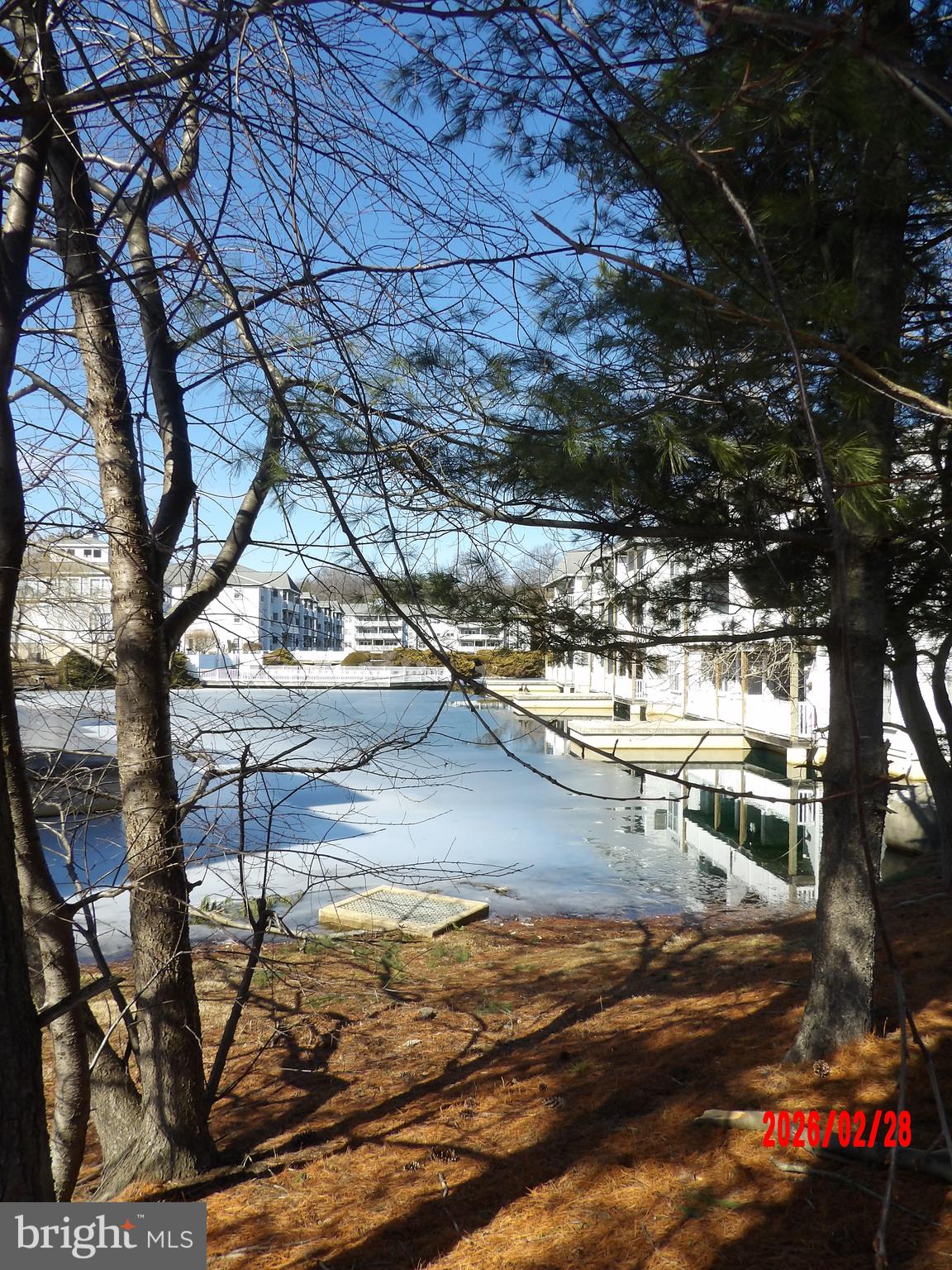 WATERS EDGE - Residential