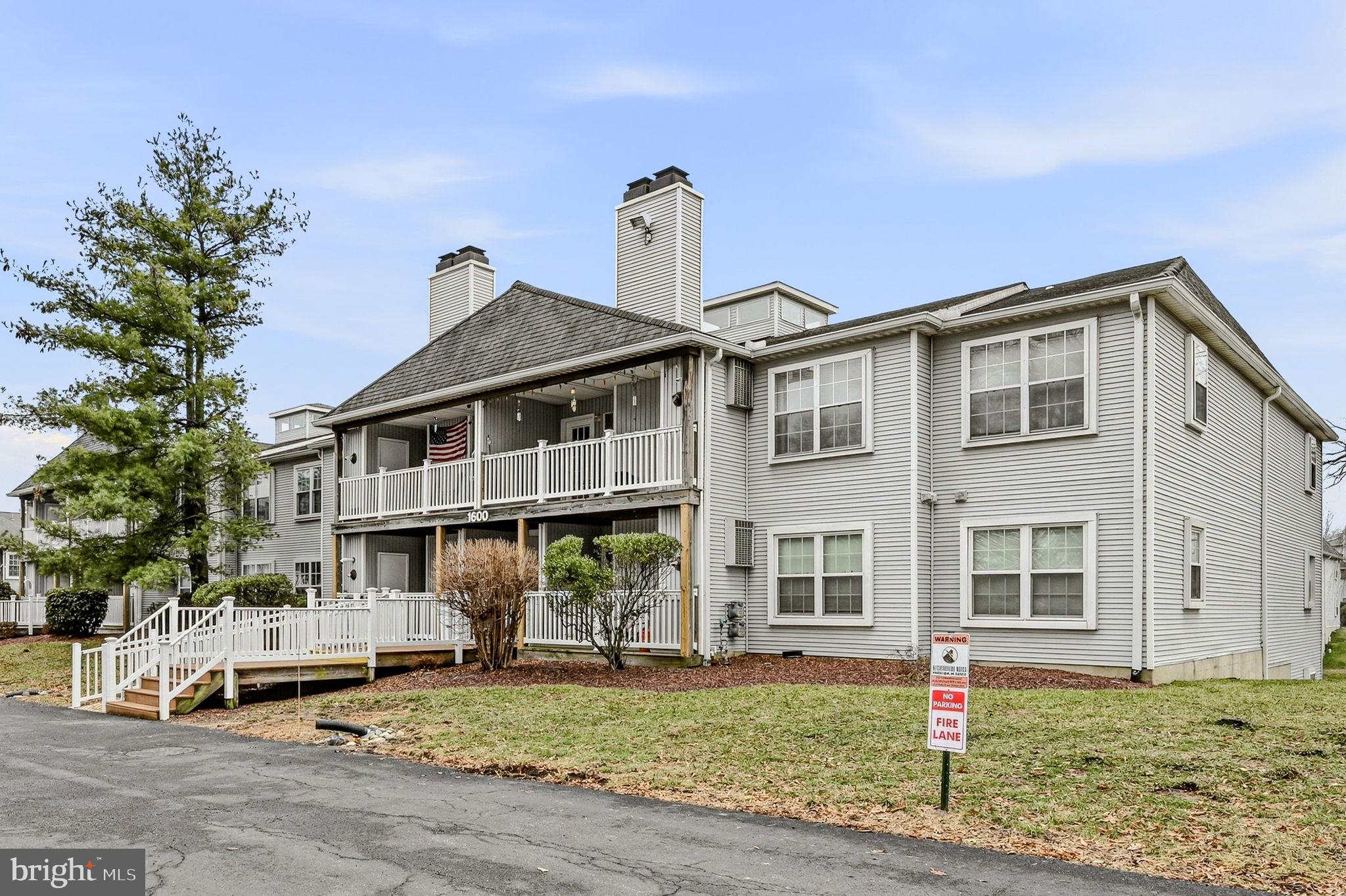 WATERS EDGE - Residential