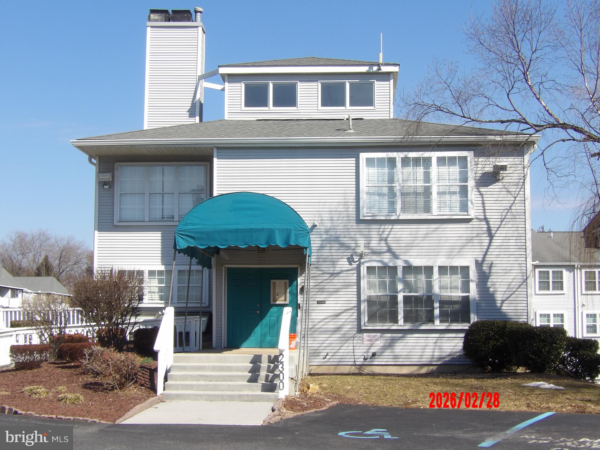 WATERS EDGE - Residential