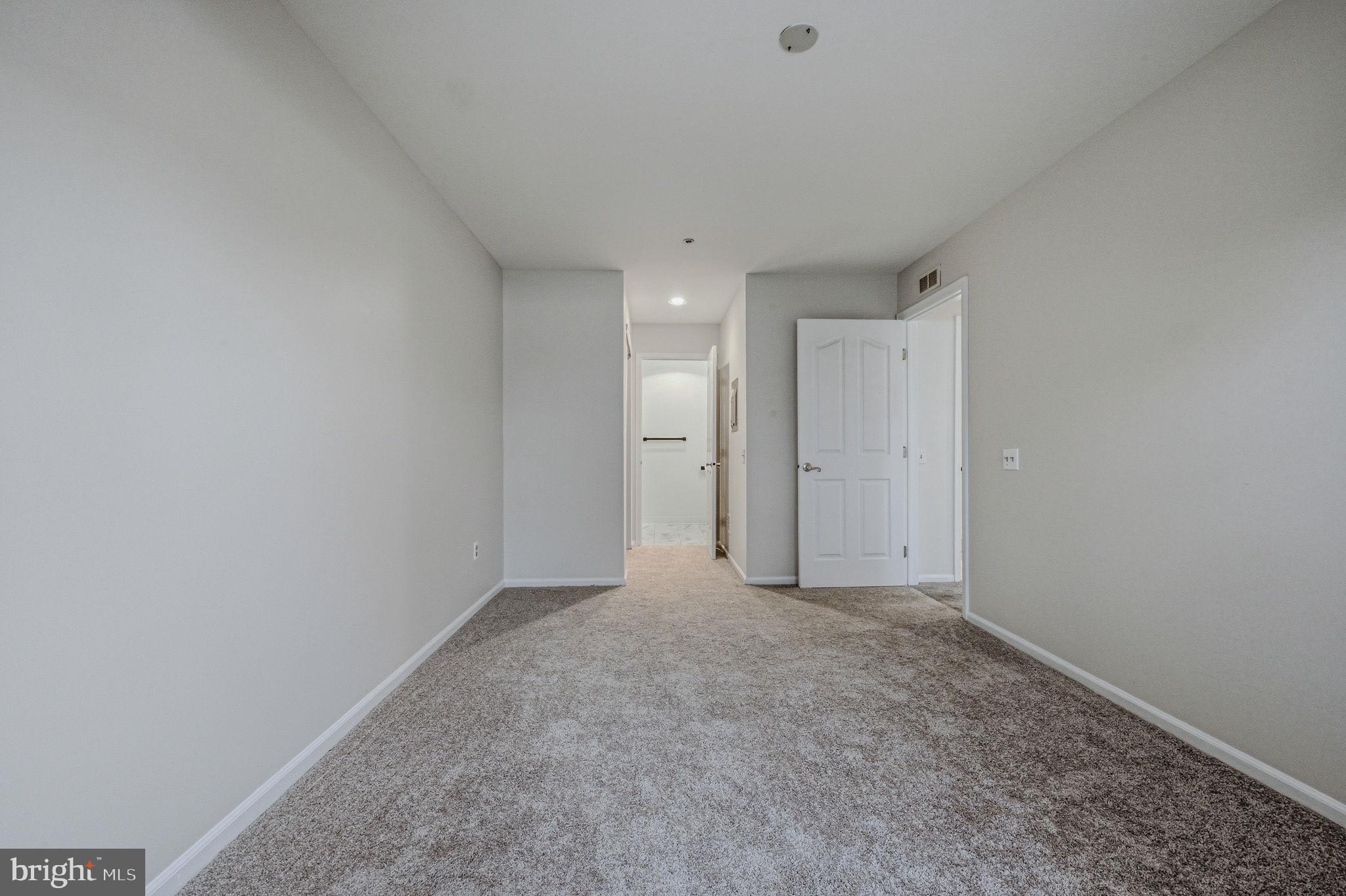 WATERS EDGE - Residential