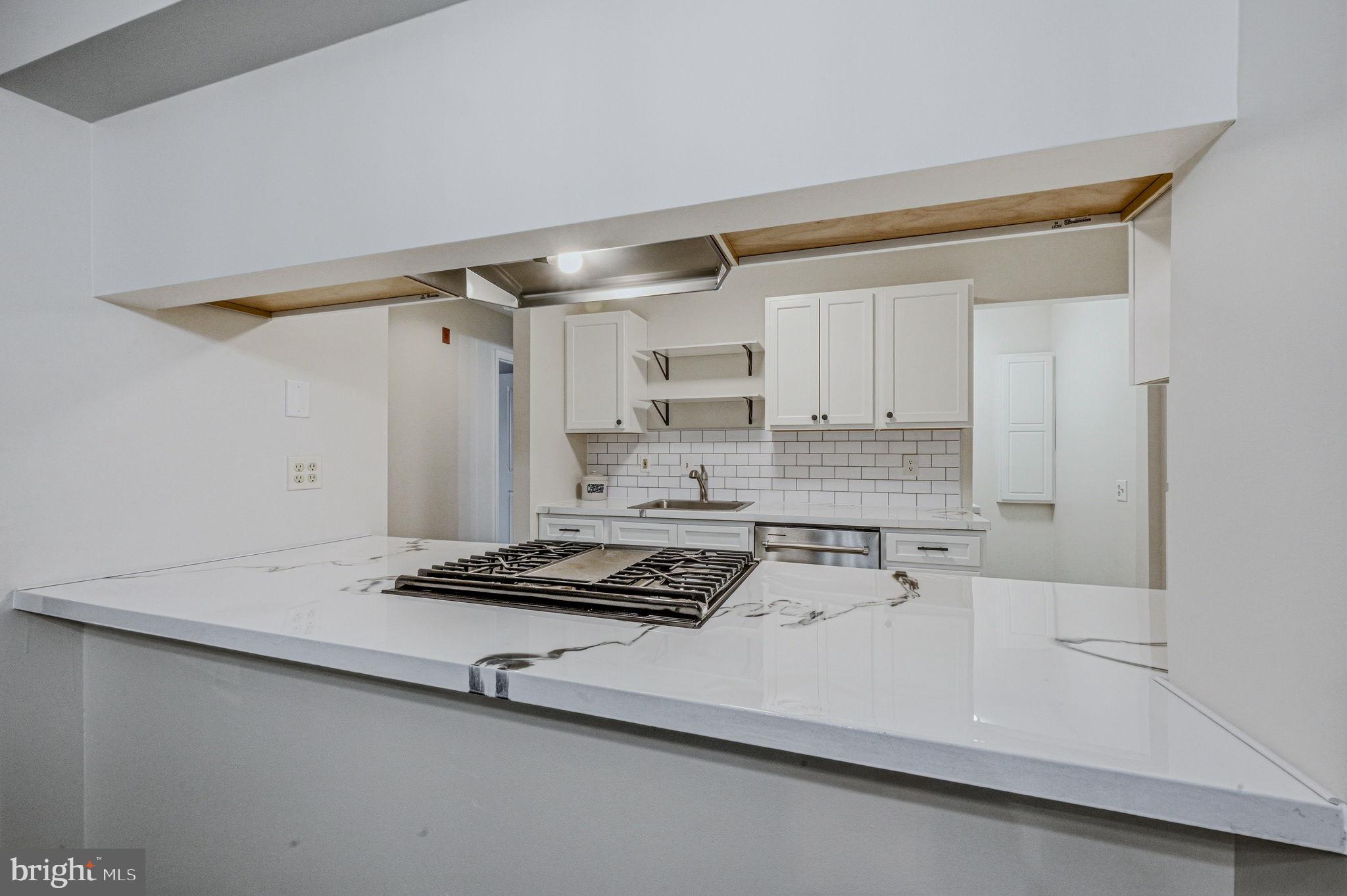 WATERS EDGE - Residential