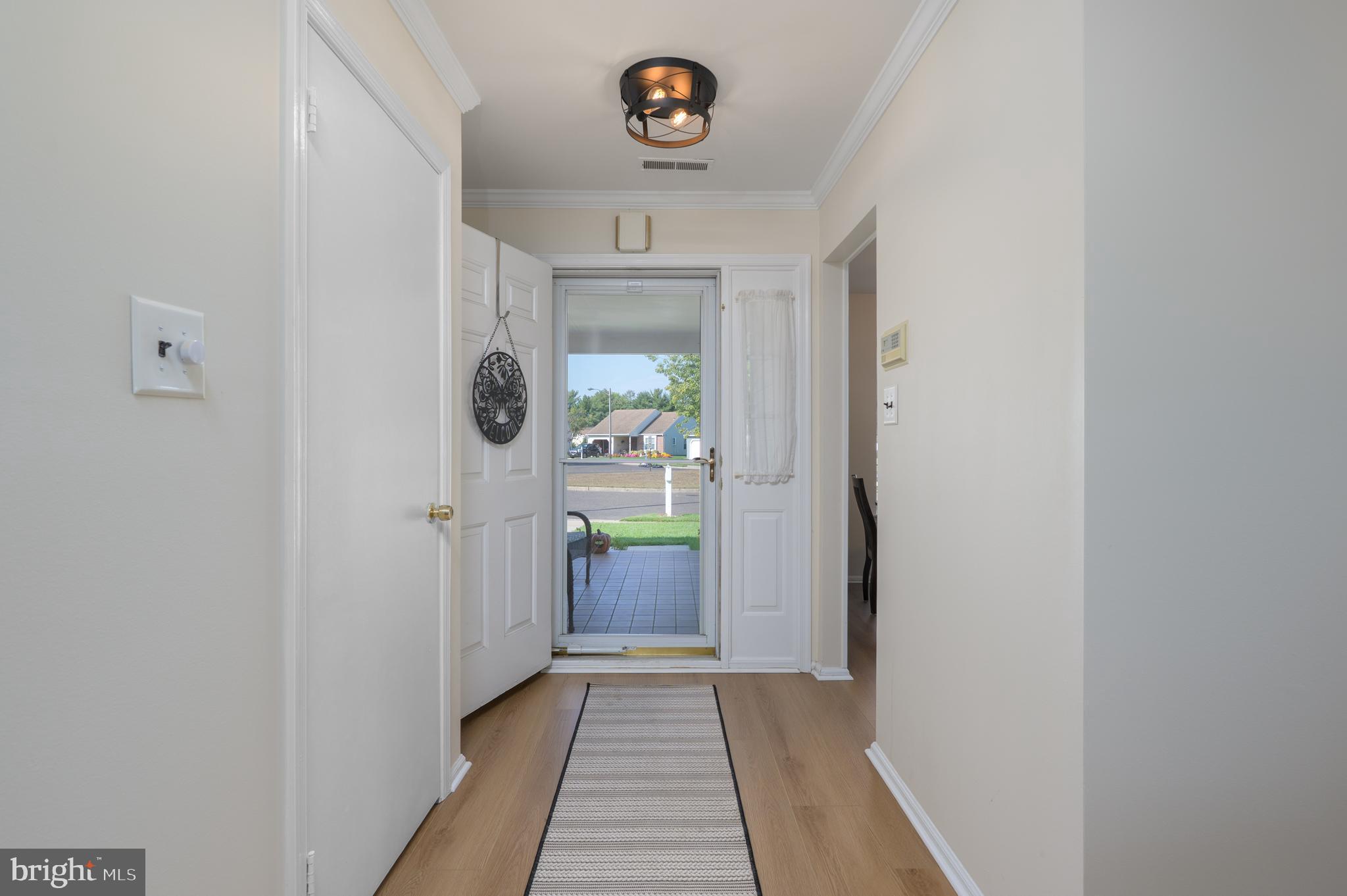 10 GRETNA COURT