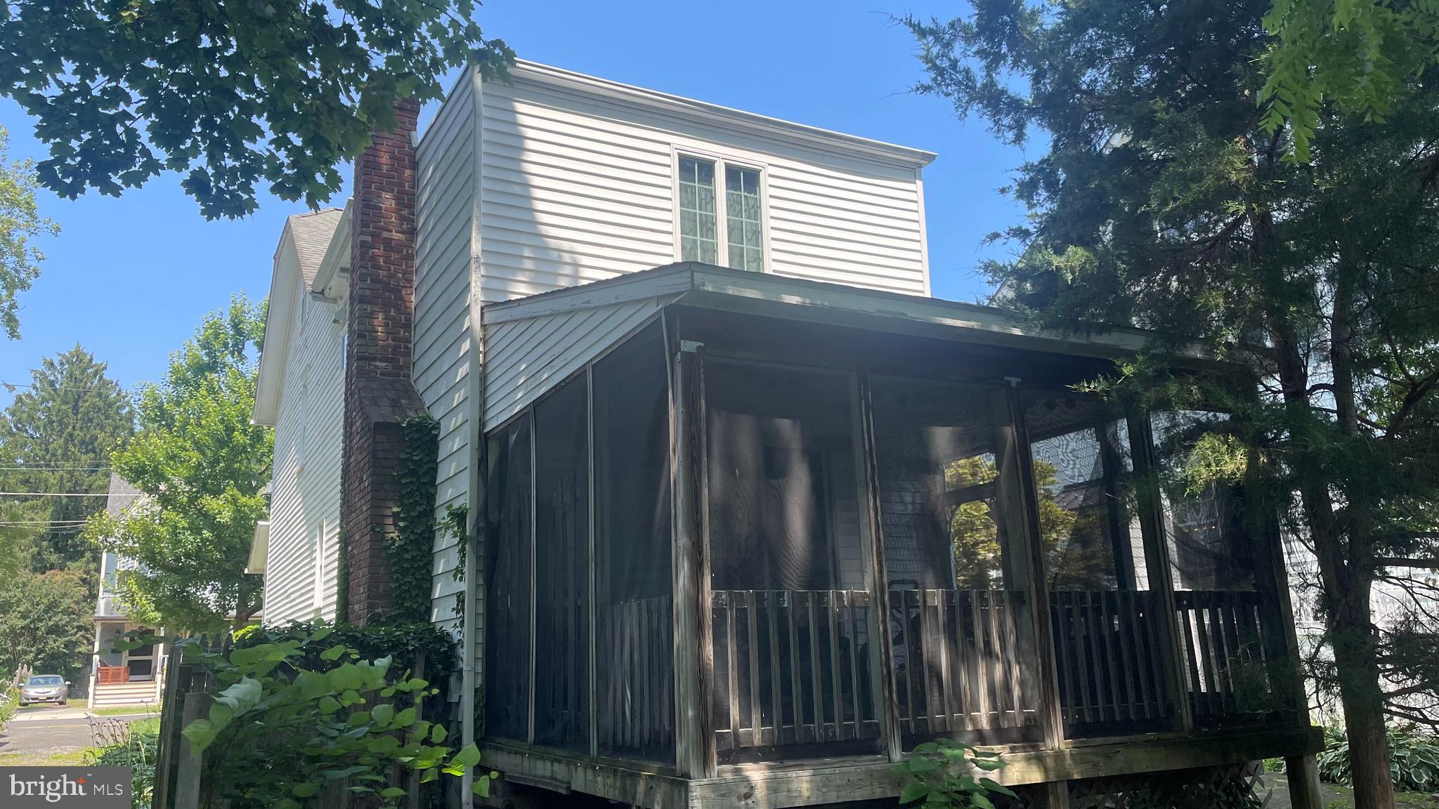 116 PEYTON AVENUE