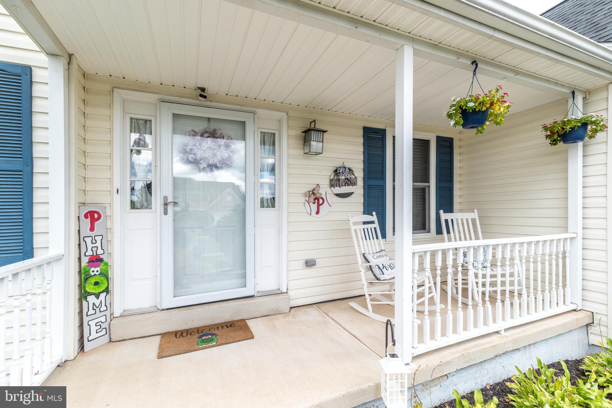 1233 COBBLESTONE DRIVE