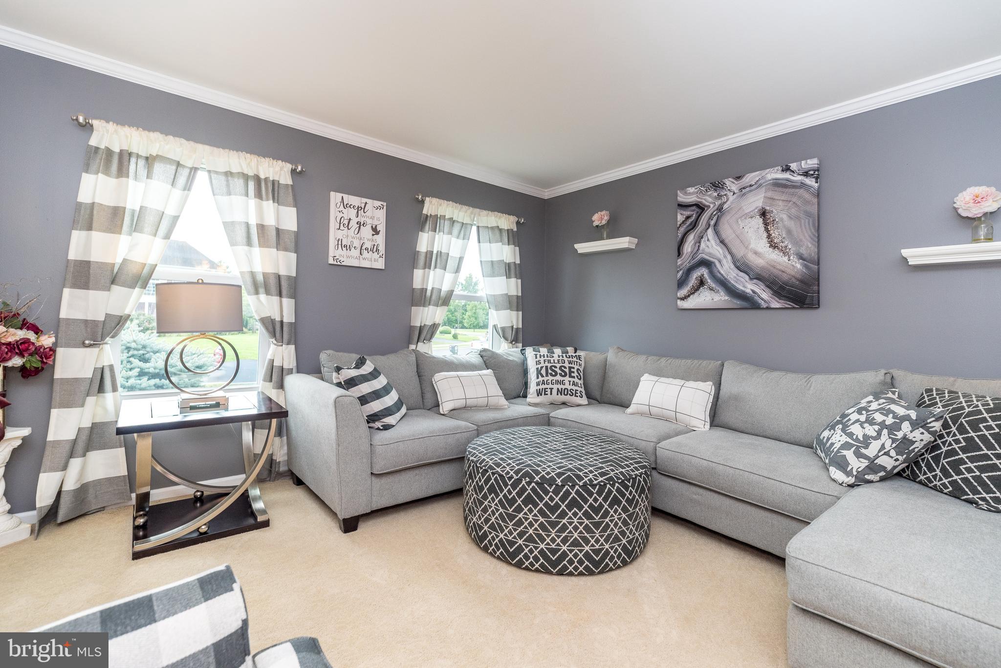 1233 COBBLESTONE DRIVE