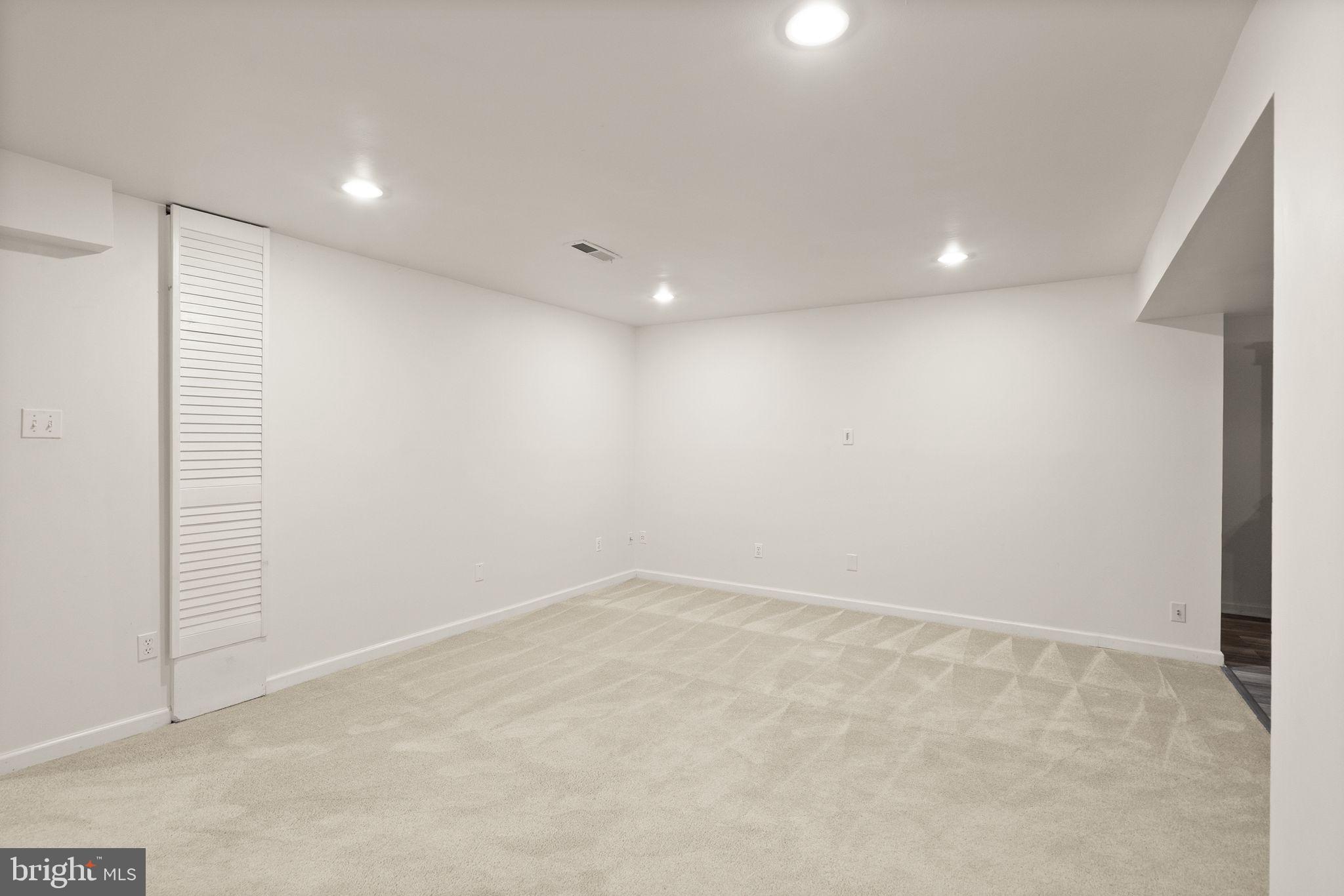 LITTLE ROCKY RUN - Residential