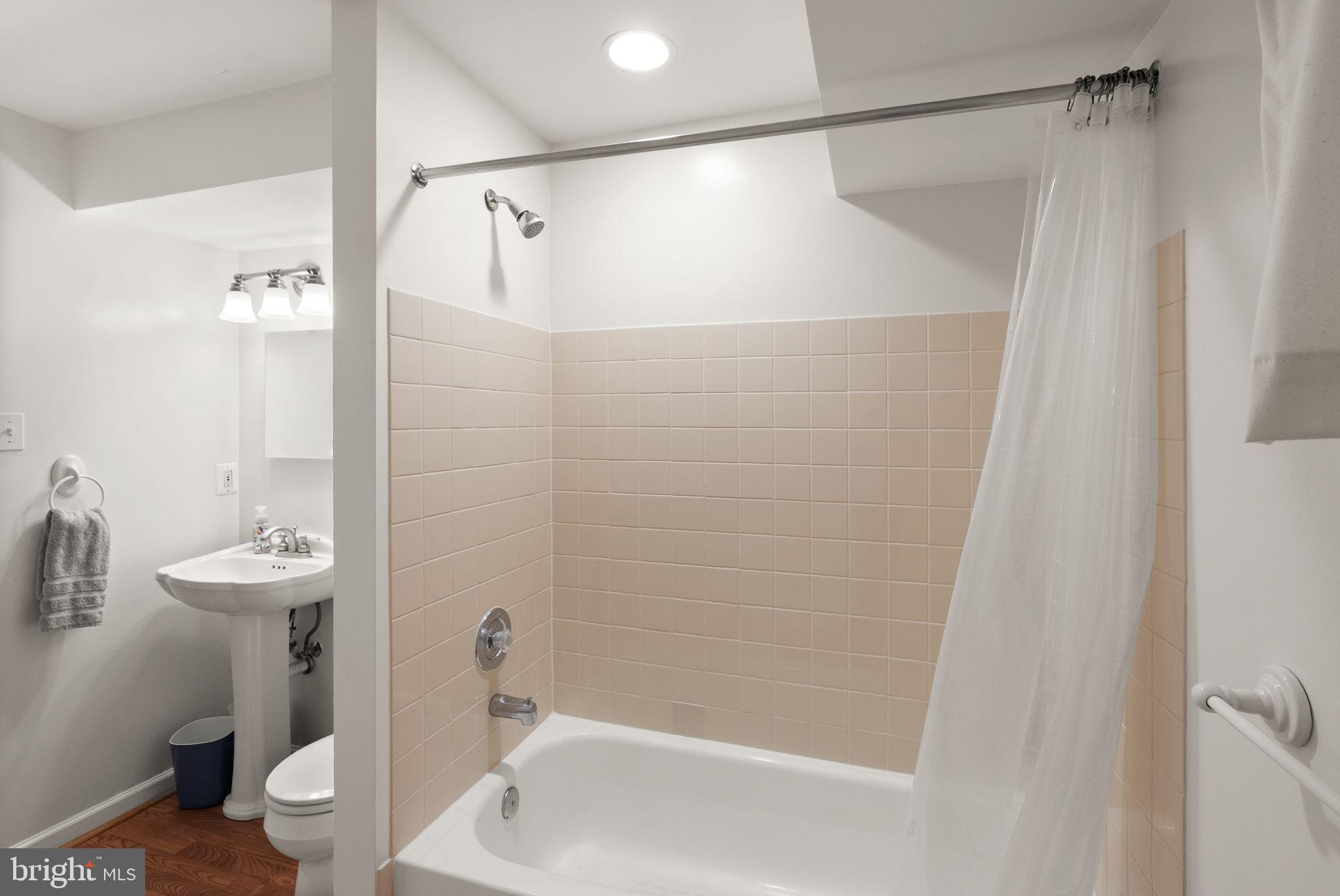 LITTLE ROCKY RUN - Residential