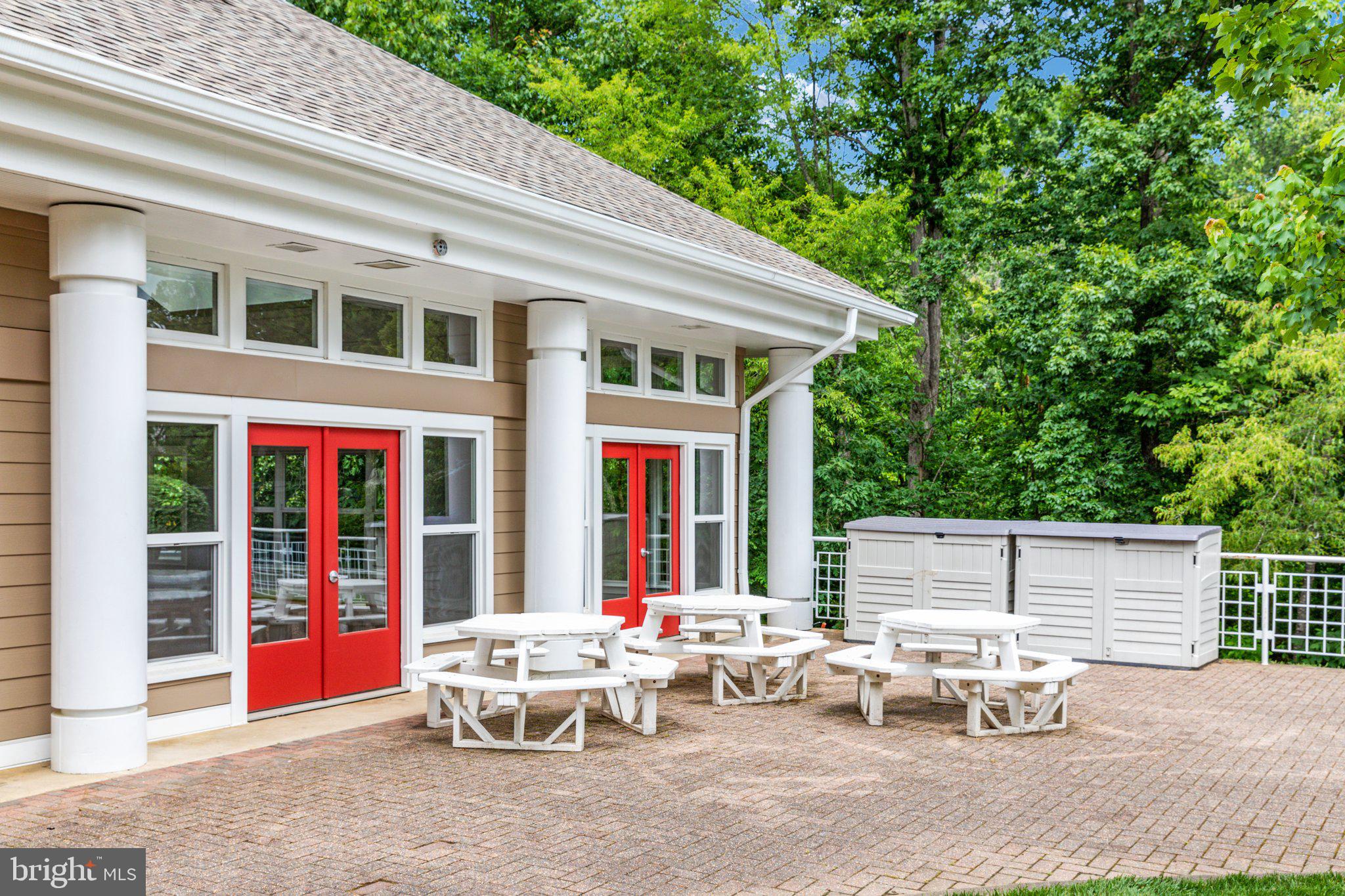 LITTLE ROCKY RUN - Residential