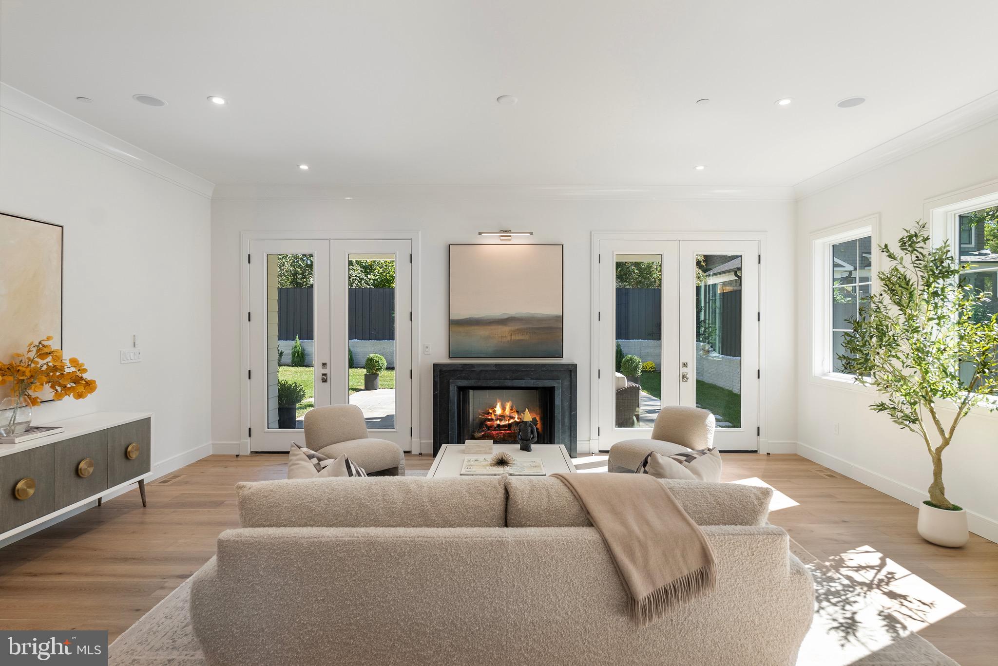 WESTBORO - Residential