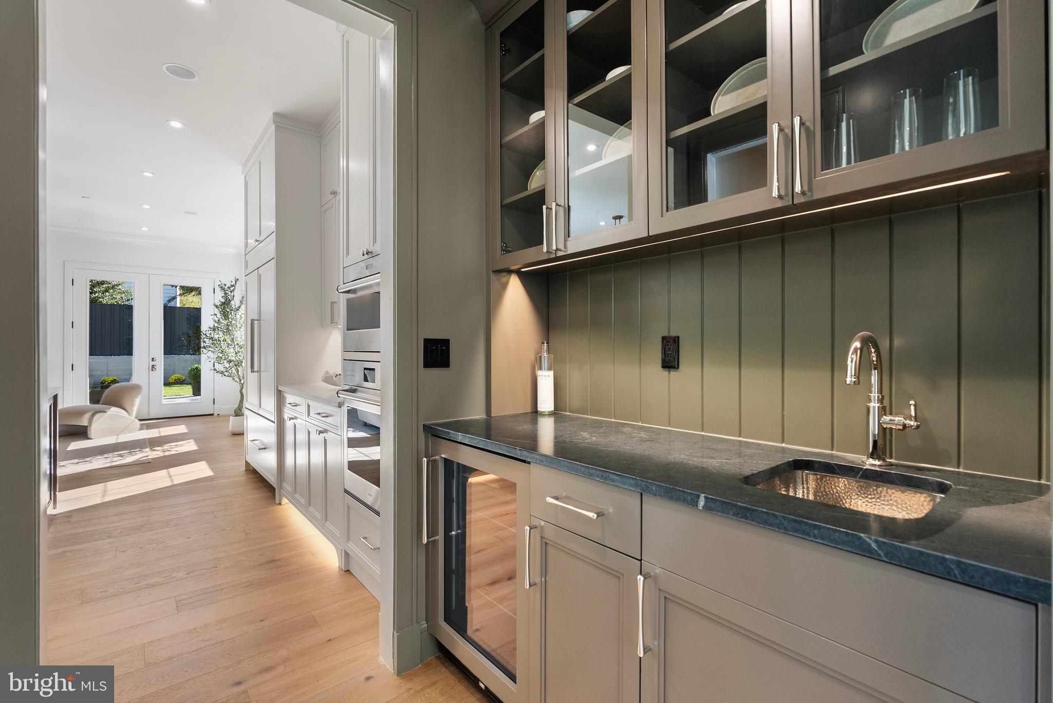 WESTBORO - Residential