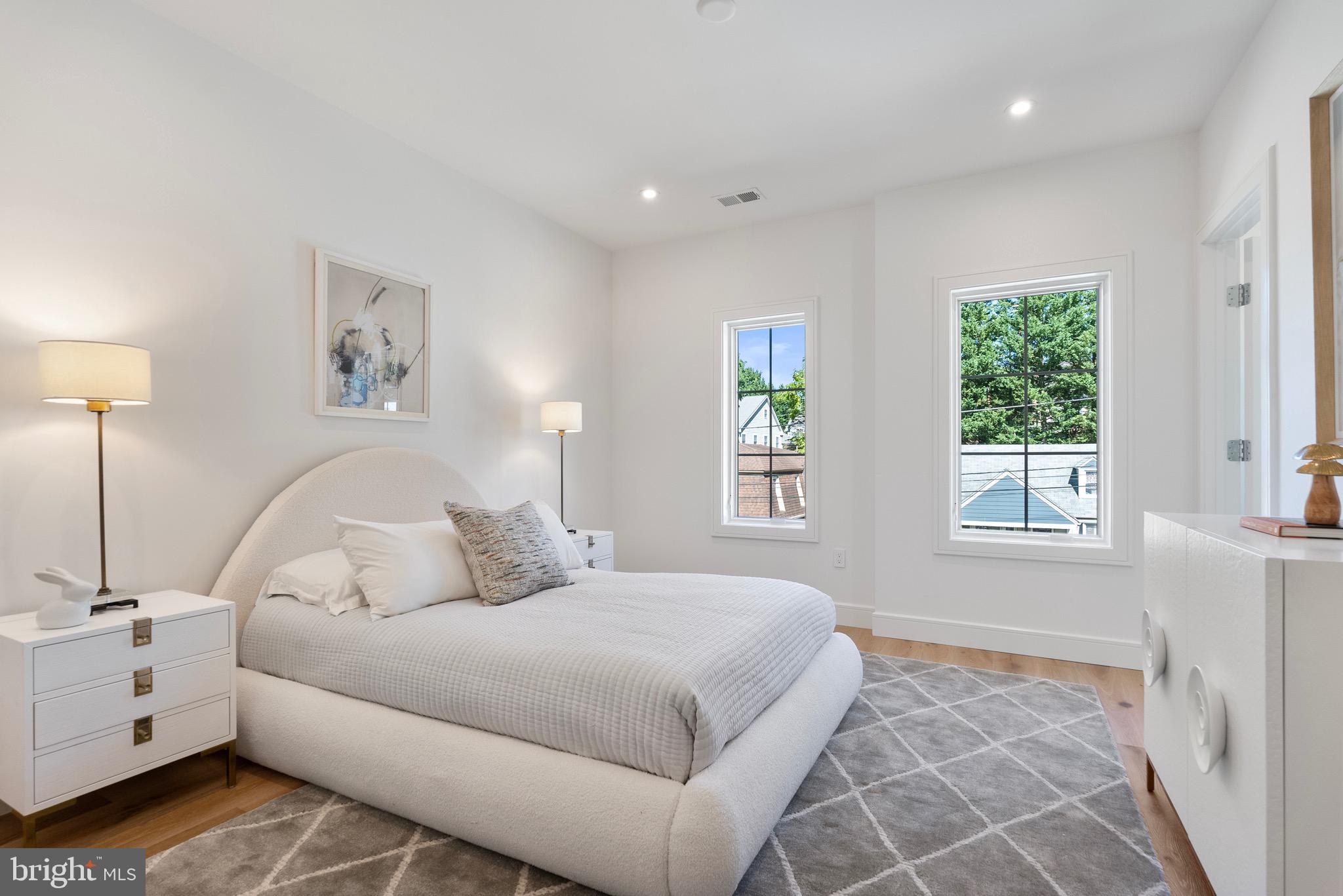 WESTBORO - Residential