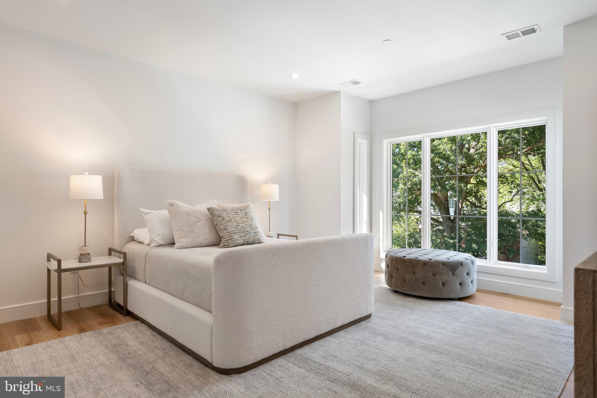 WESTBORO - Residential