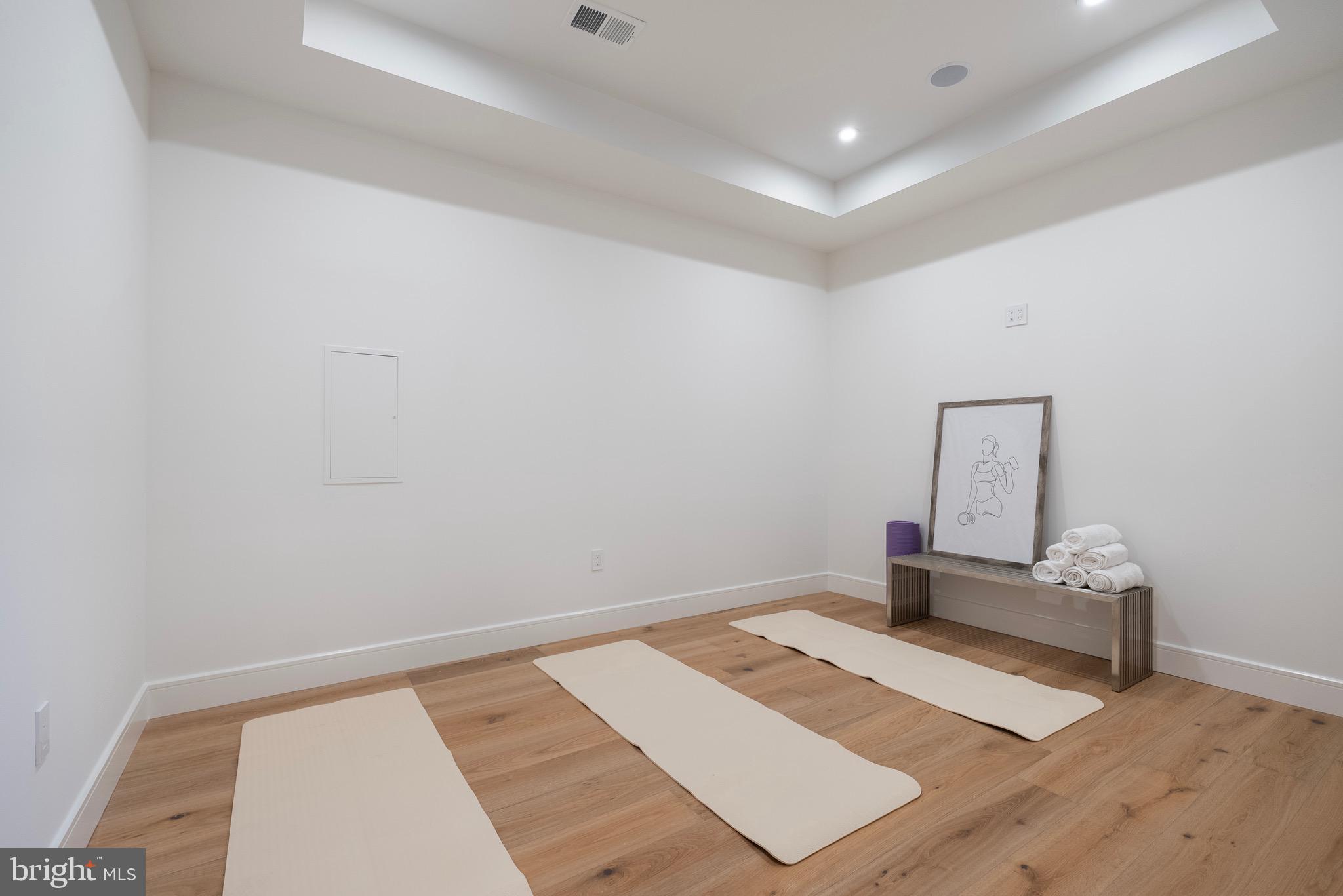 WESTBORO - Residential