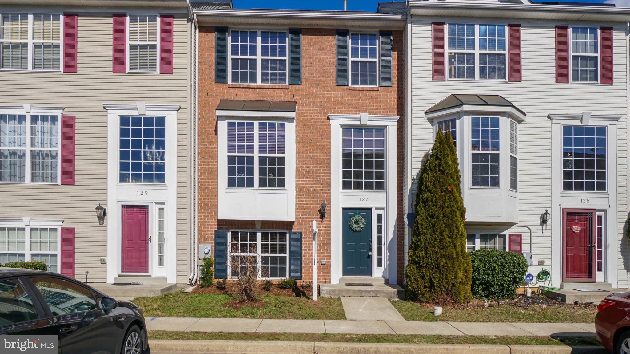 NORTH CROSSING - Residential