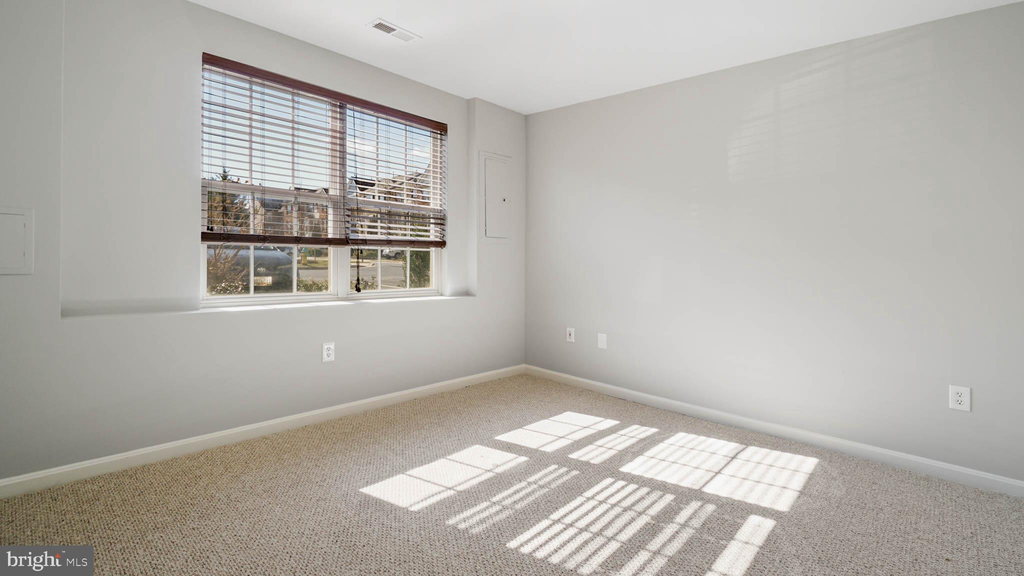 NORTH CROSSING - Residential