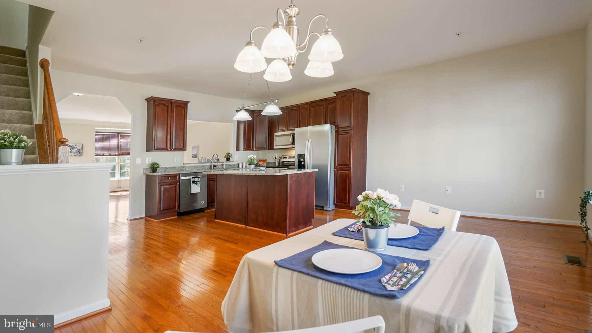 NORTH CROSSING - Residential