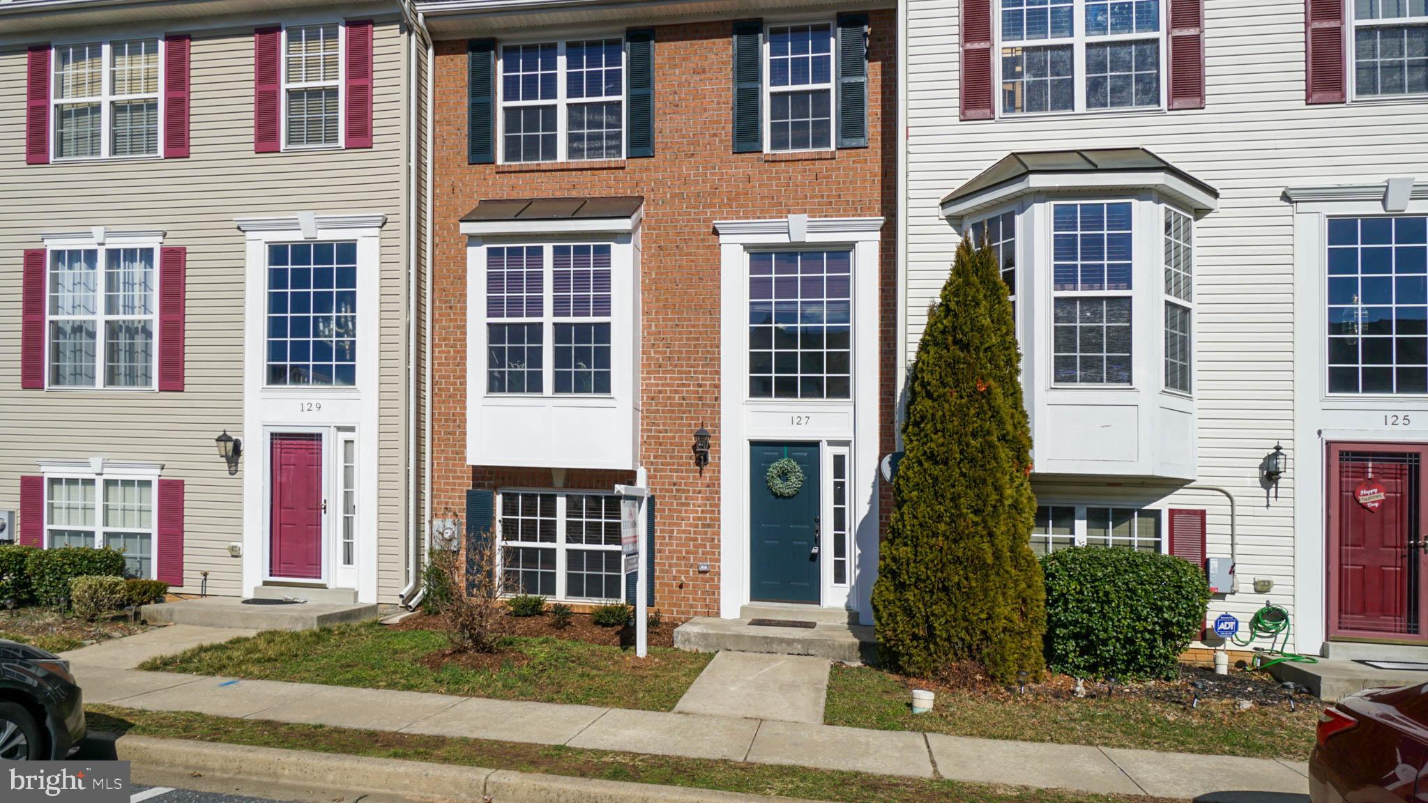 NORTH CROSSING - Residential