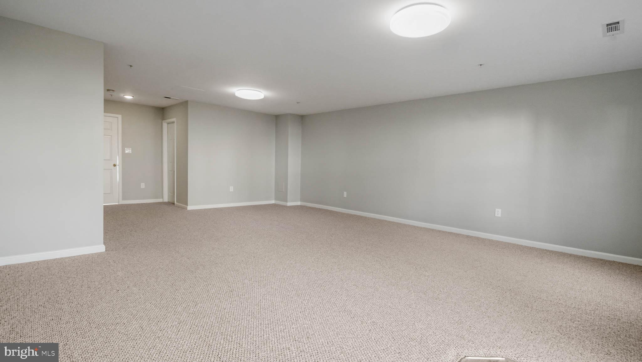 NORTH CROSSING - Residential