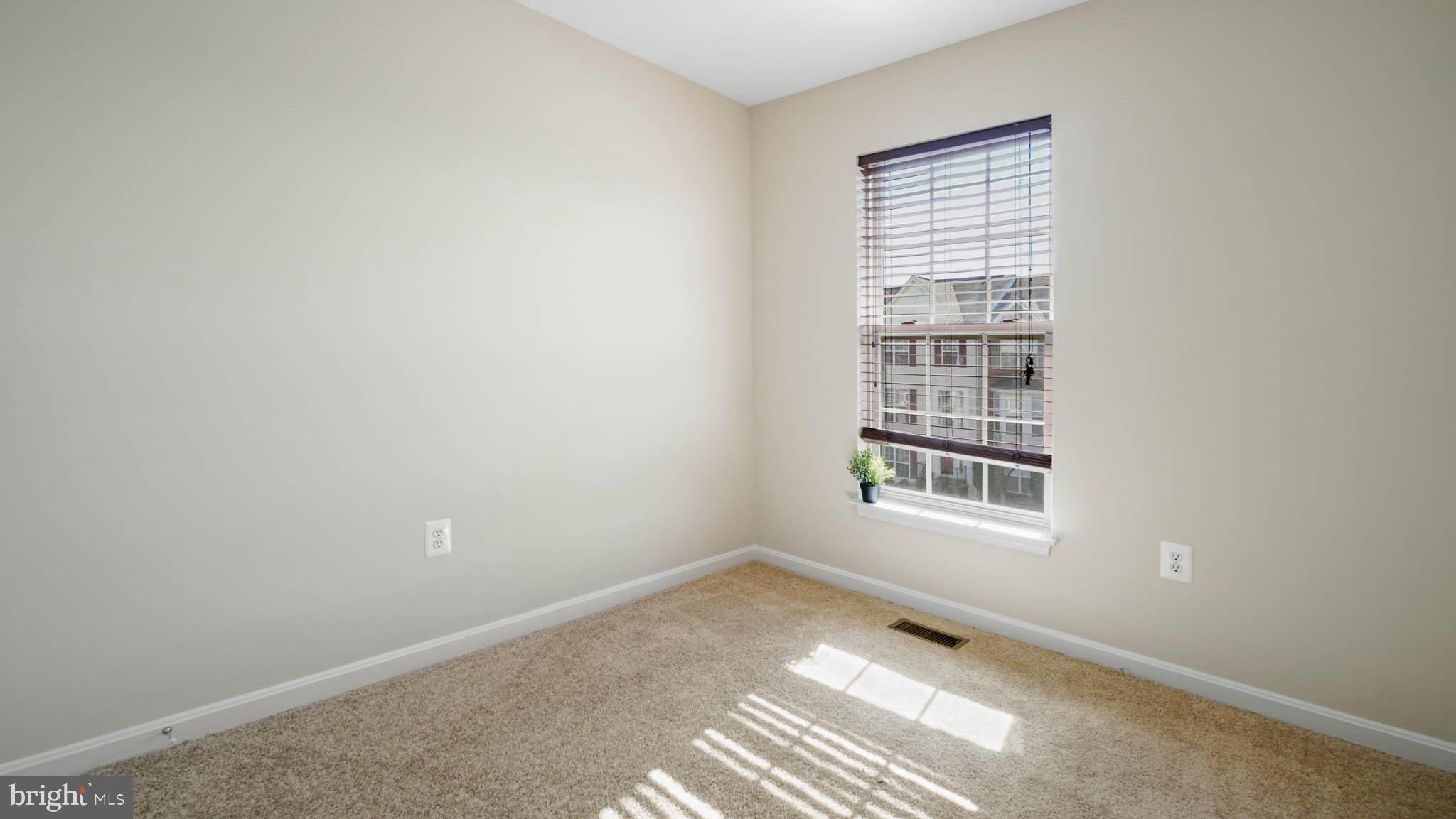 NORTH CROSSING - Residential