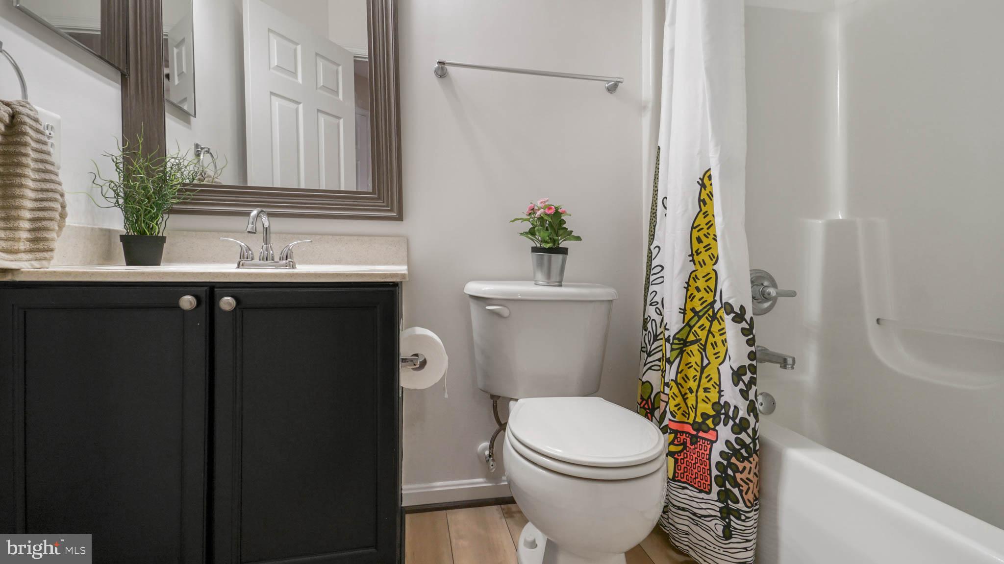 NORTH CROSSING - Residential