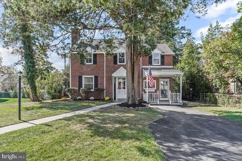 Photo of 14 Valley View Lane, NEWTOWN SQUARE, PA 19073 (MLS # PADE2101348) Photo of 14 Valley View Lane, NEWTOWN SQUARE, PA 19073 (MLS # PADE2101348)