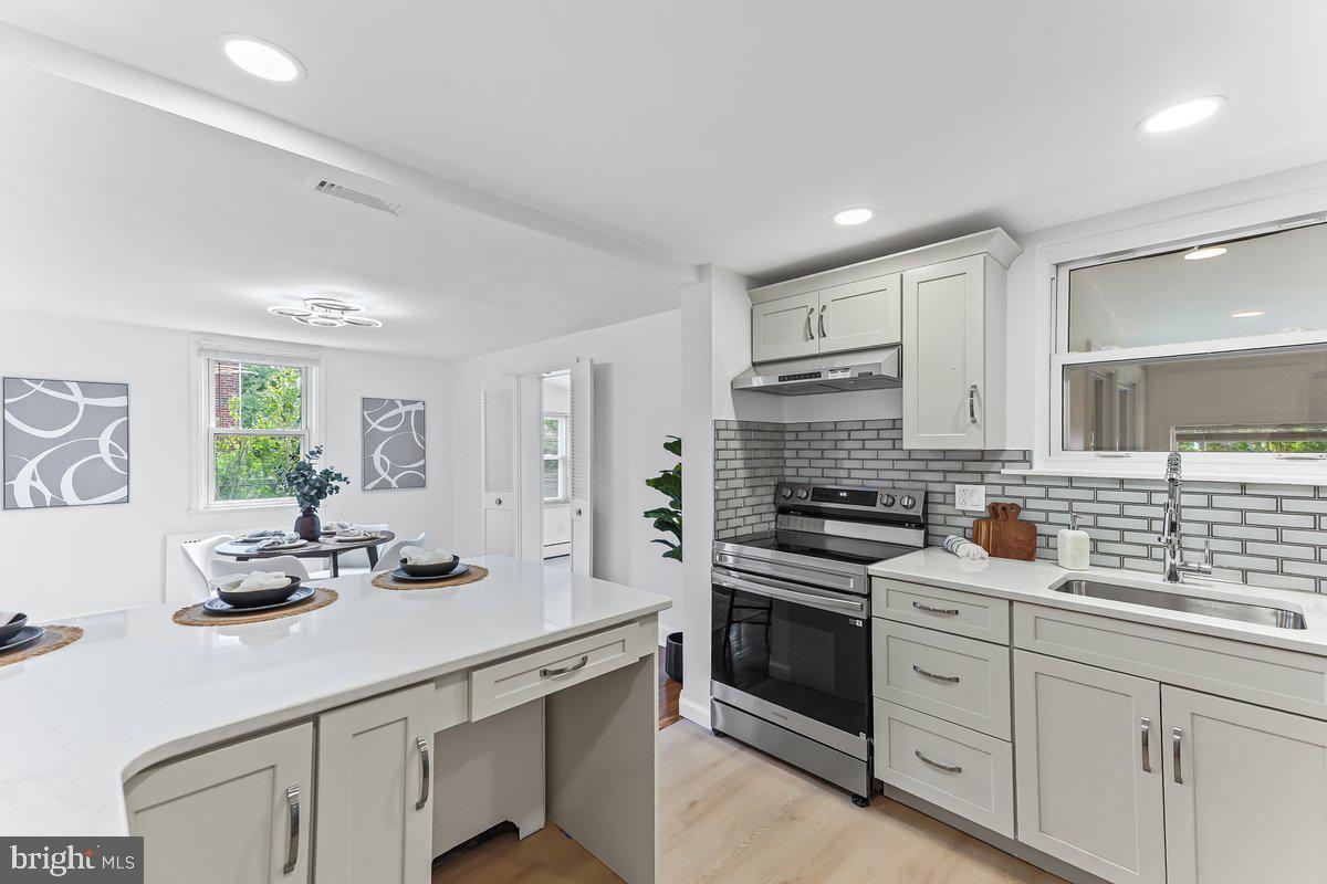 VALLEY VIEW - Residential