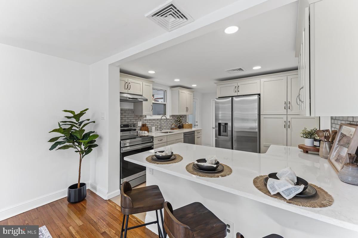 VALLEY VIEW - Residential