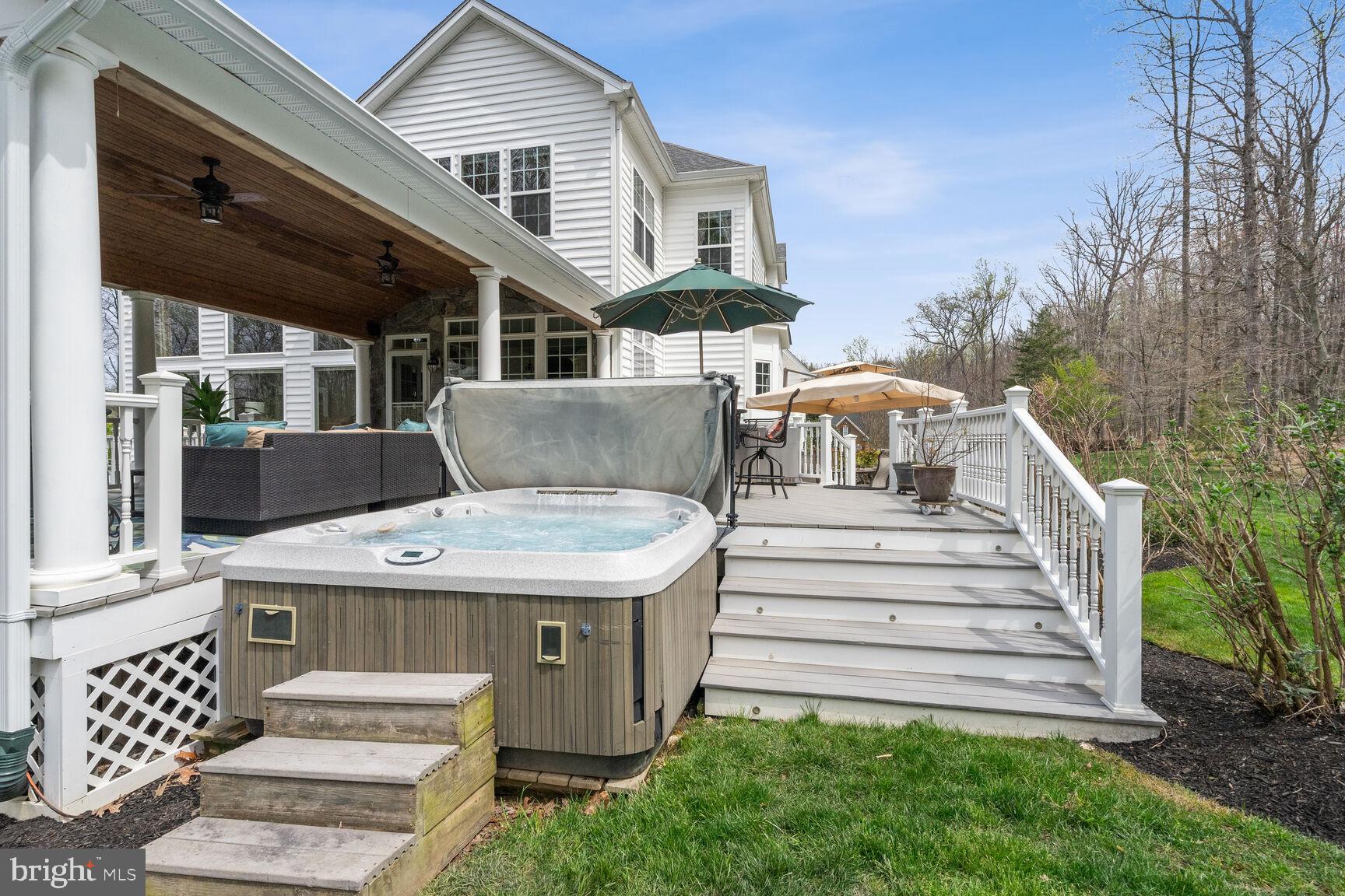 NIRVANA PALACE - Residential