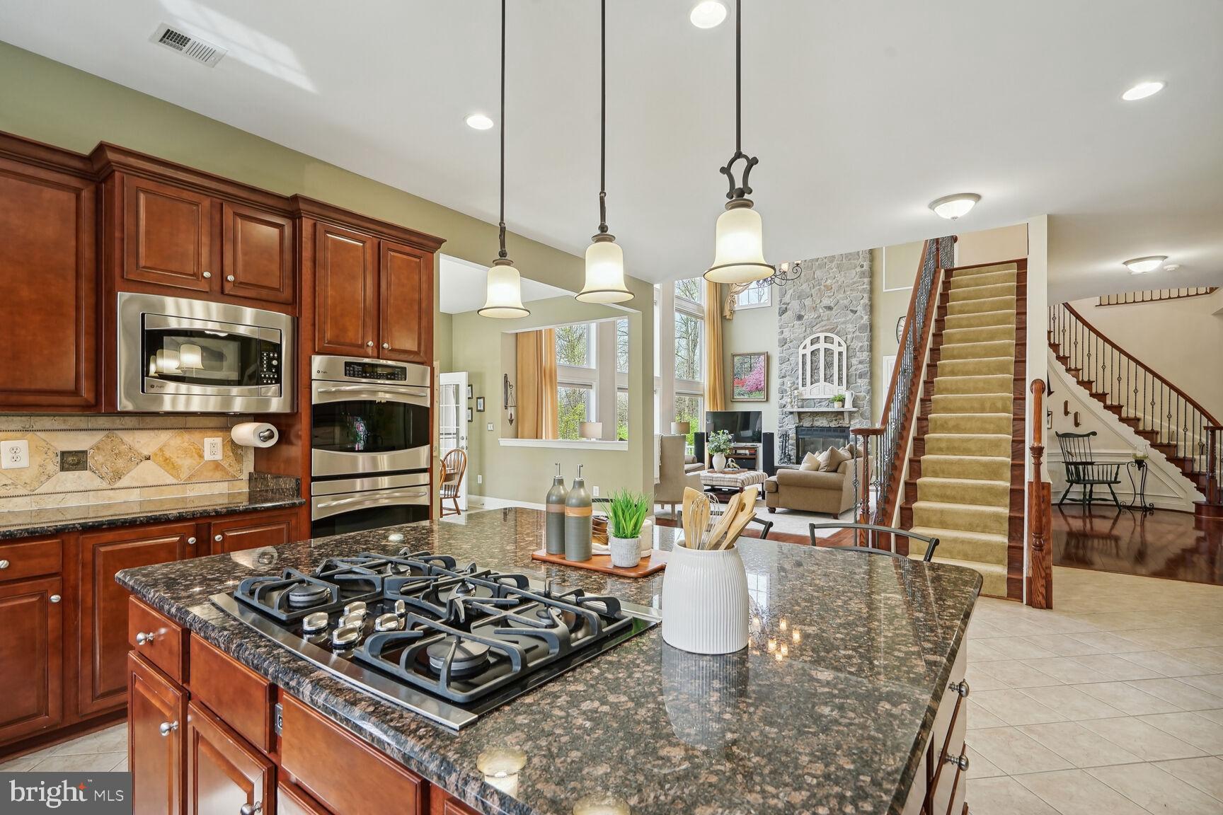 NIRVANA PALACE - Residential