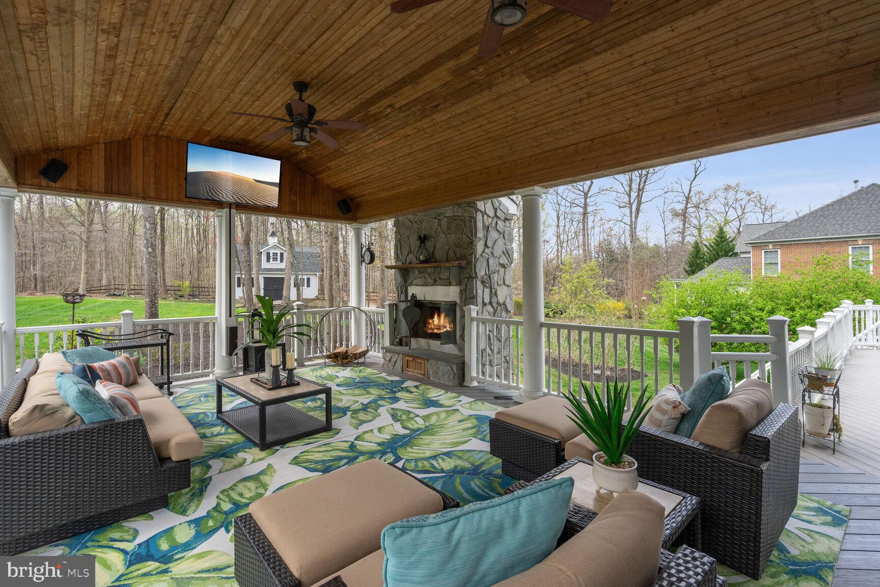 NIRVANA PALACE - Residential