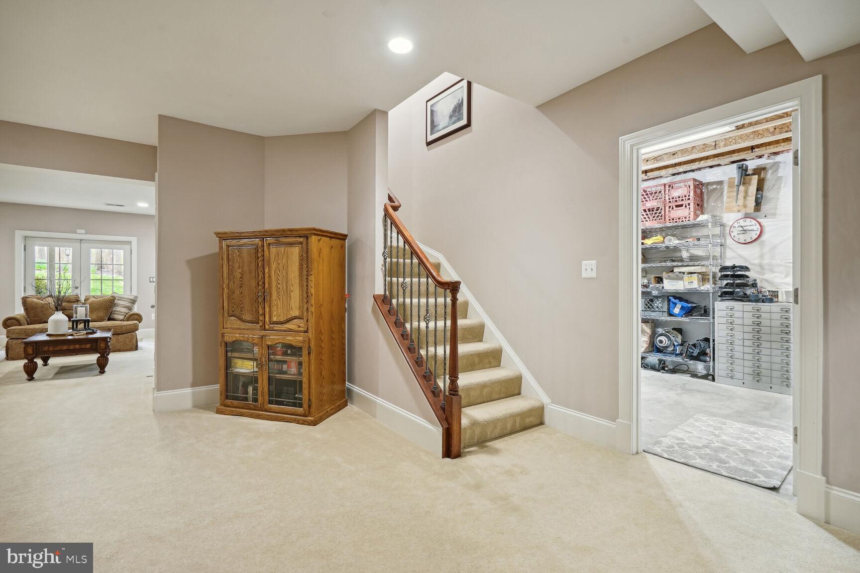 NIRVANA PALACE - Residential