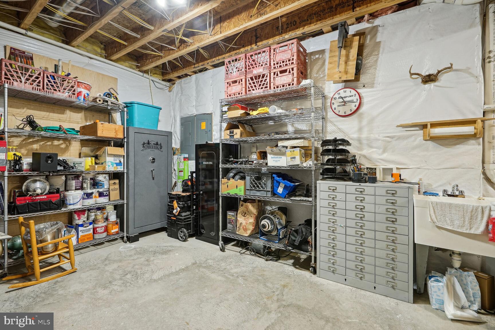 NIRVANA PALACE - Residential