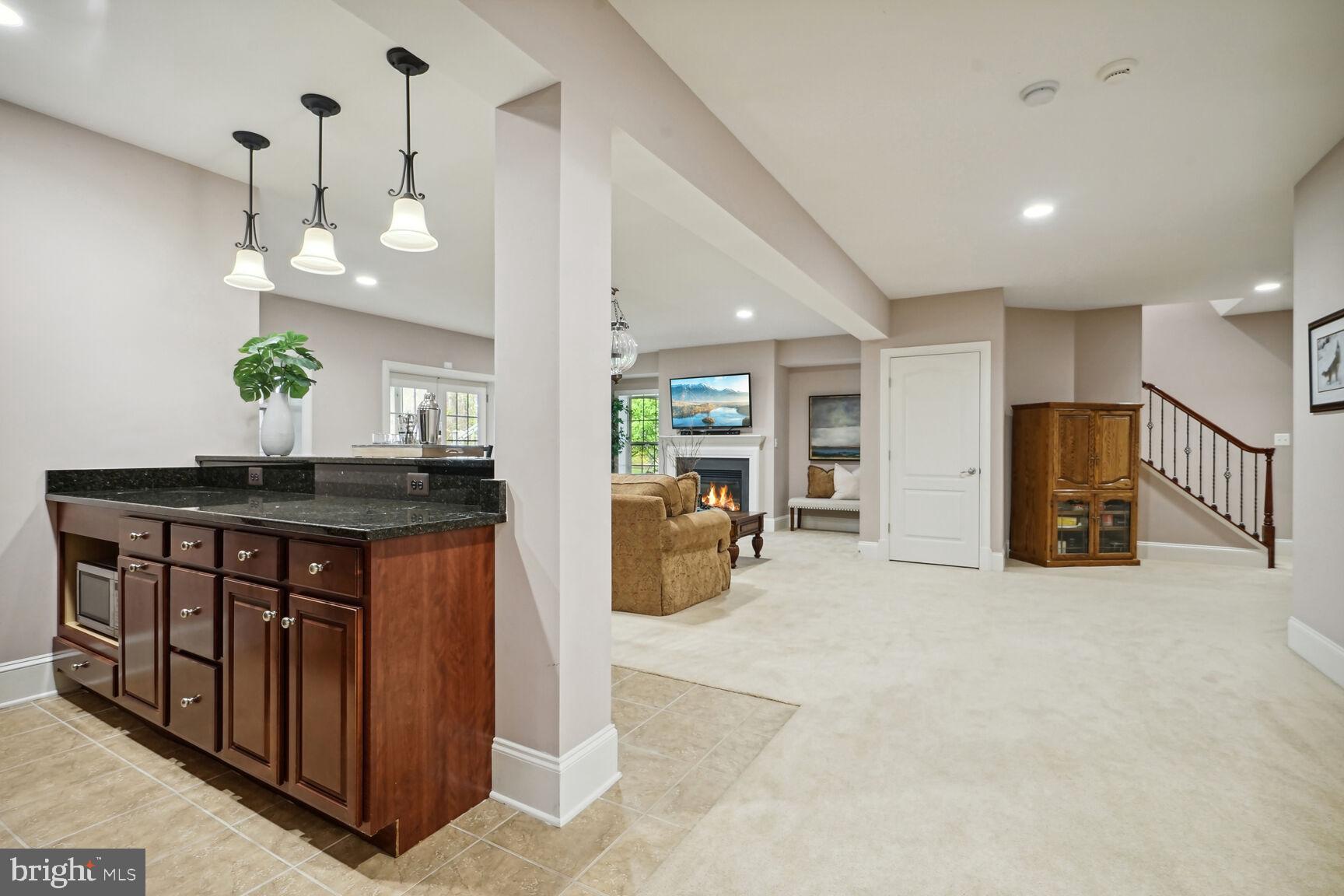 NIRVANA PALACE - Residential